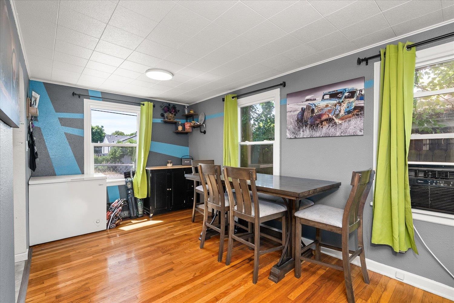 1024 E Wellesley Ave - Photo 8