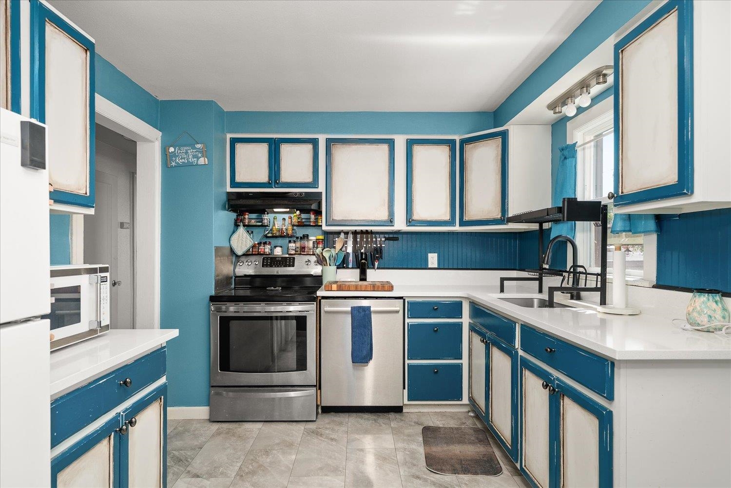 1024 E Wellesley Ave - Photo 9