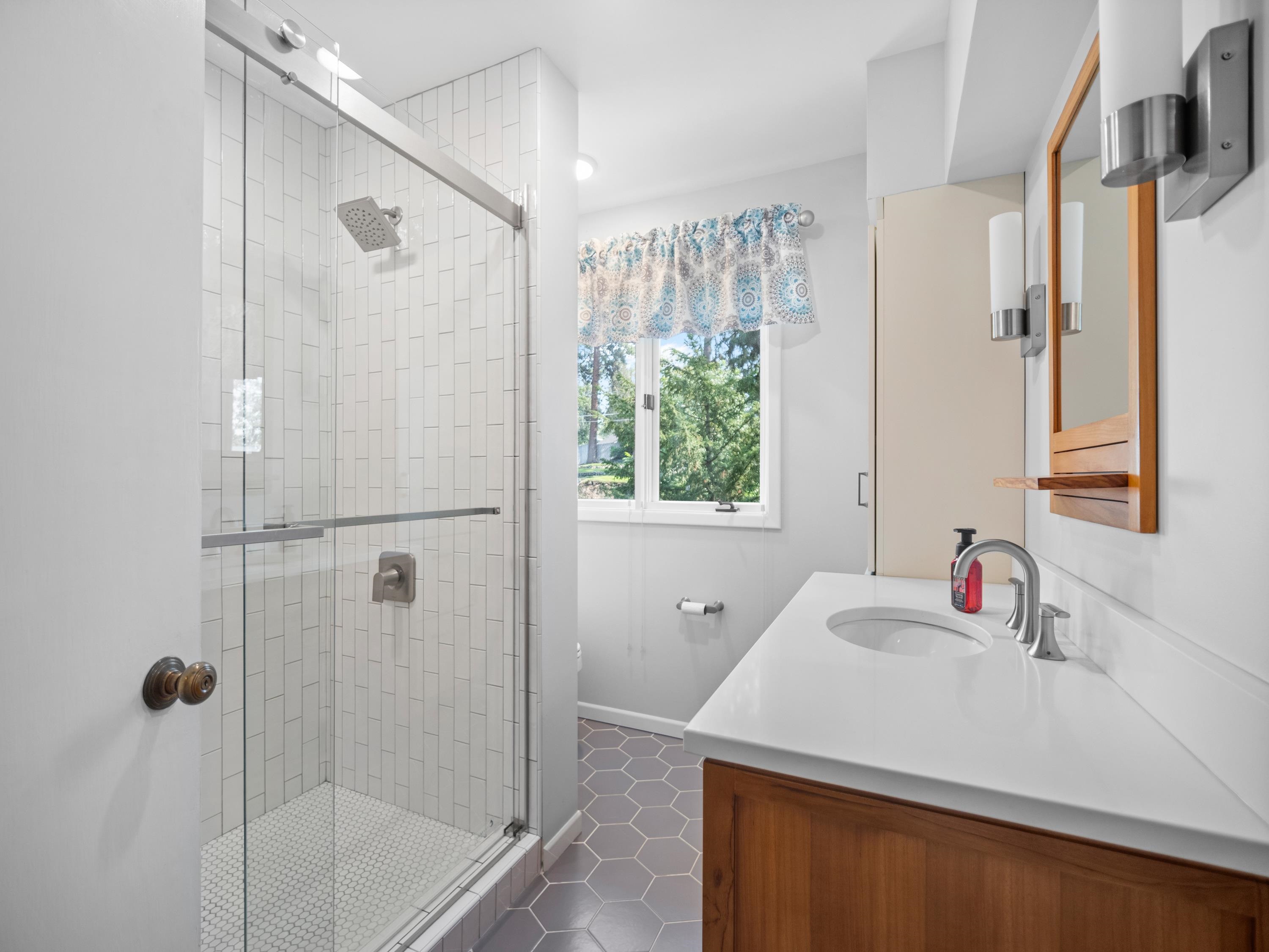 1003 E 16th Ave - Photo 21