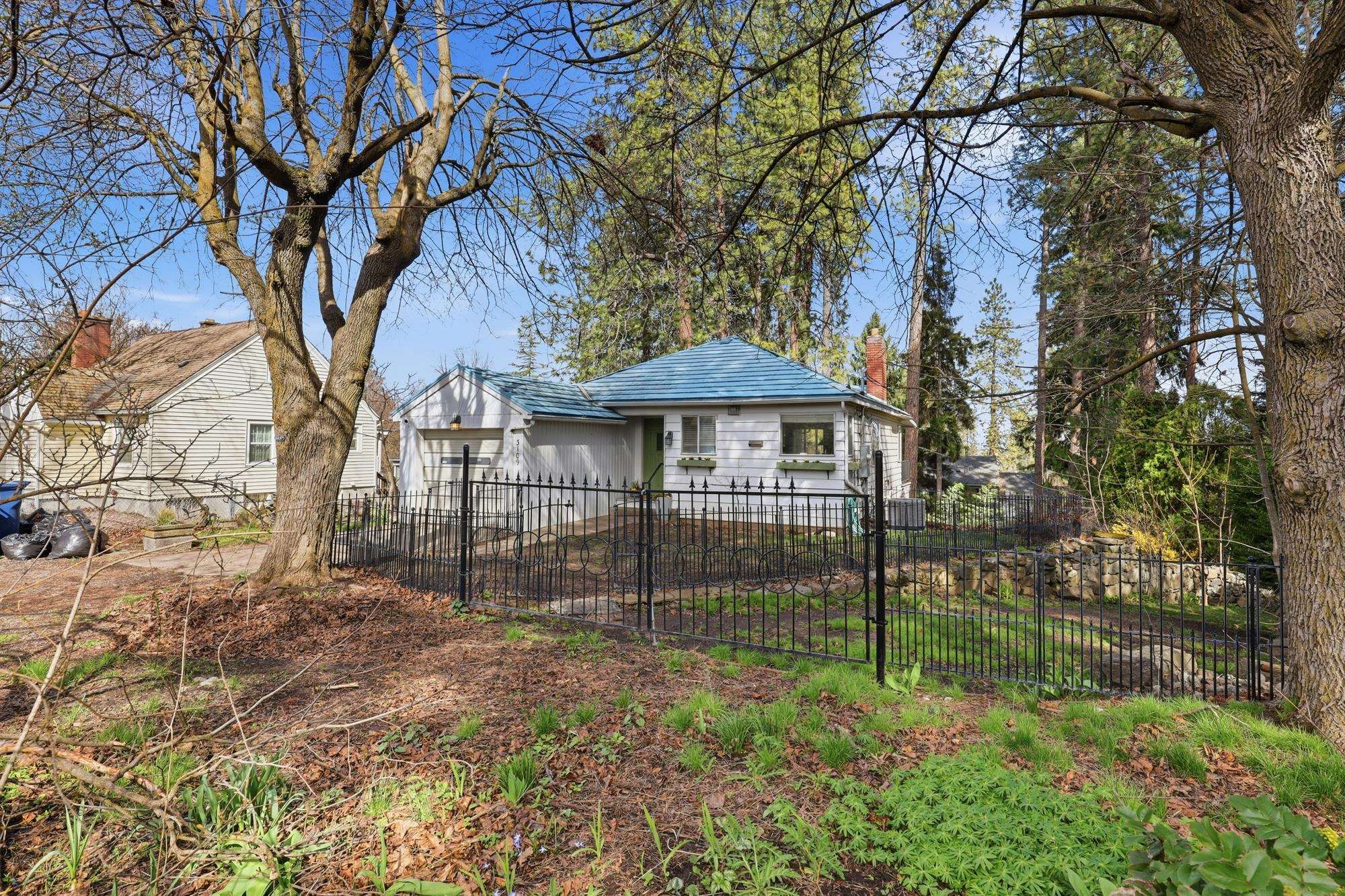 3109 E 14th Ave - Photo 42
