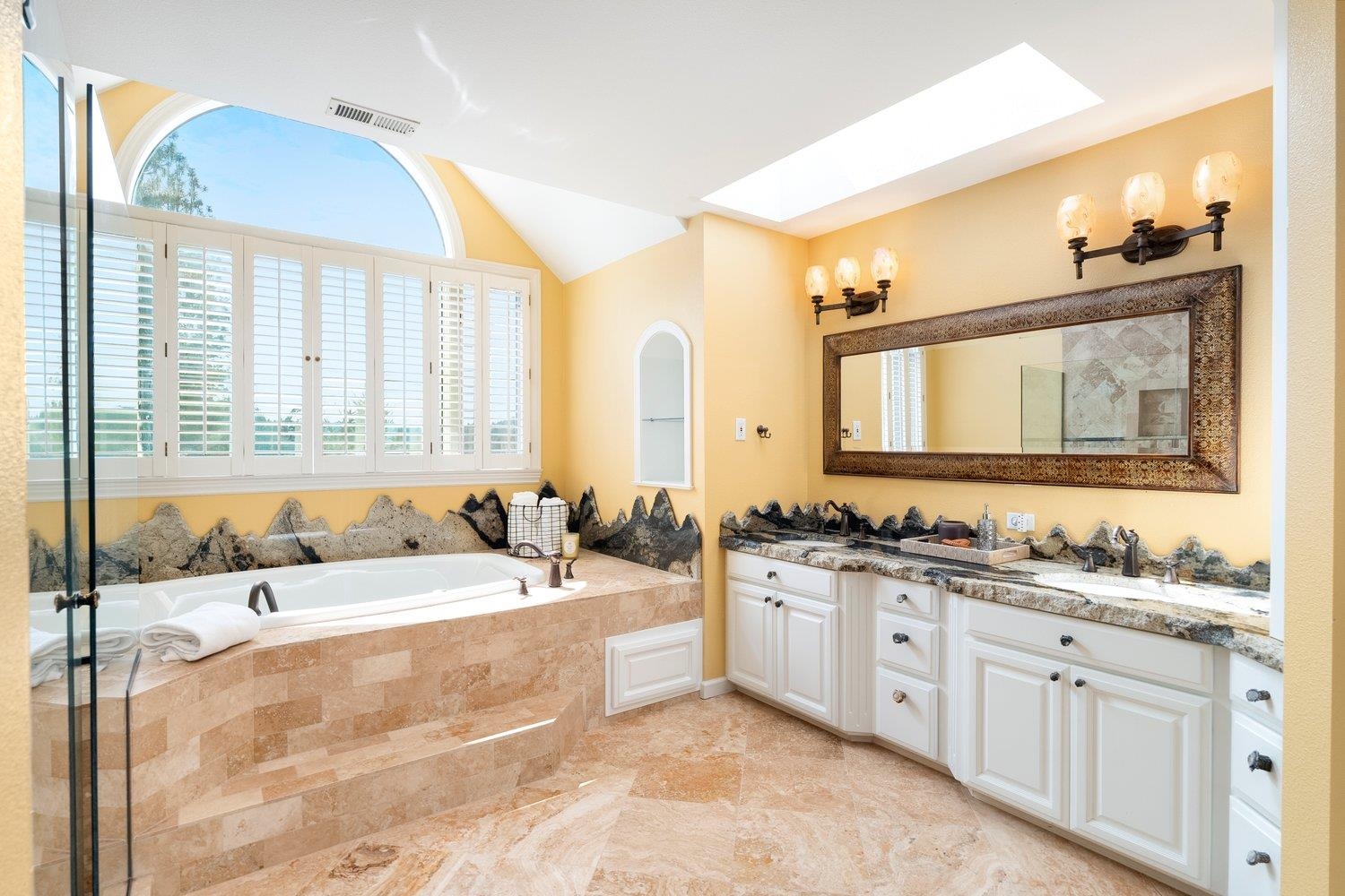 714 E Edenderry Ct - Photo 28