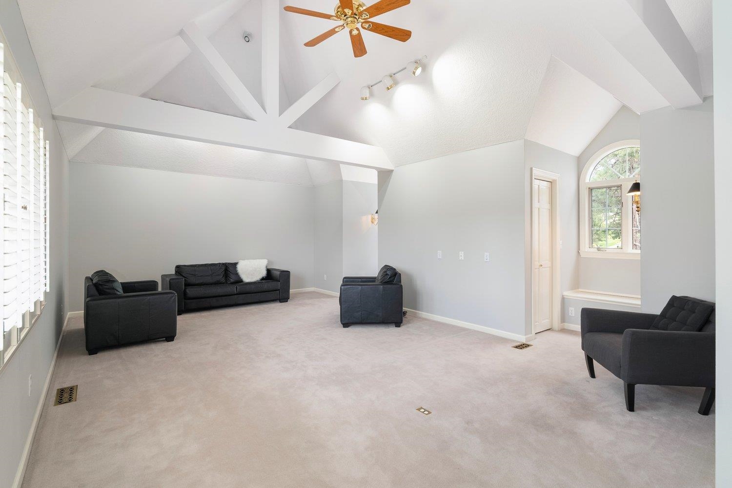 714 E Edenderry Ct - Photo 36