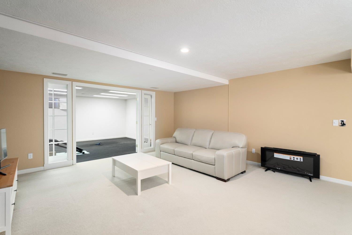 714 E Edenderry Ct - Photo 40