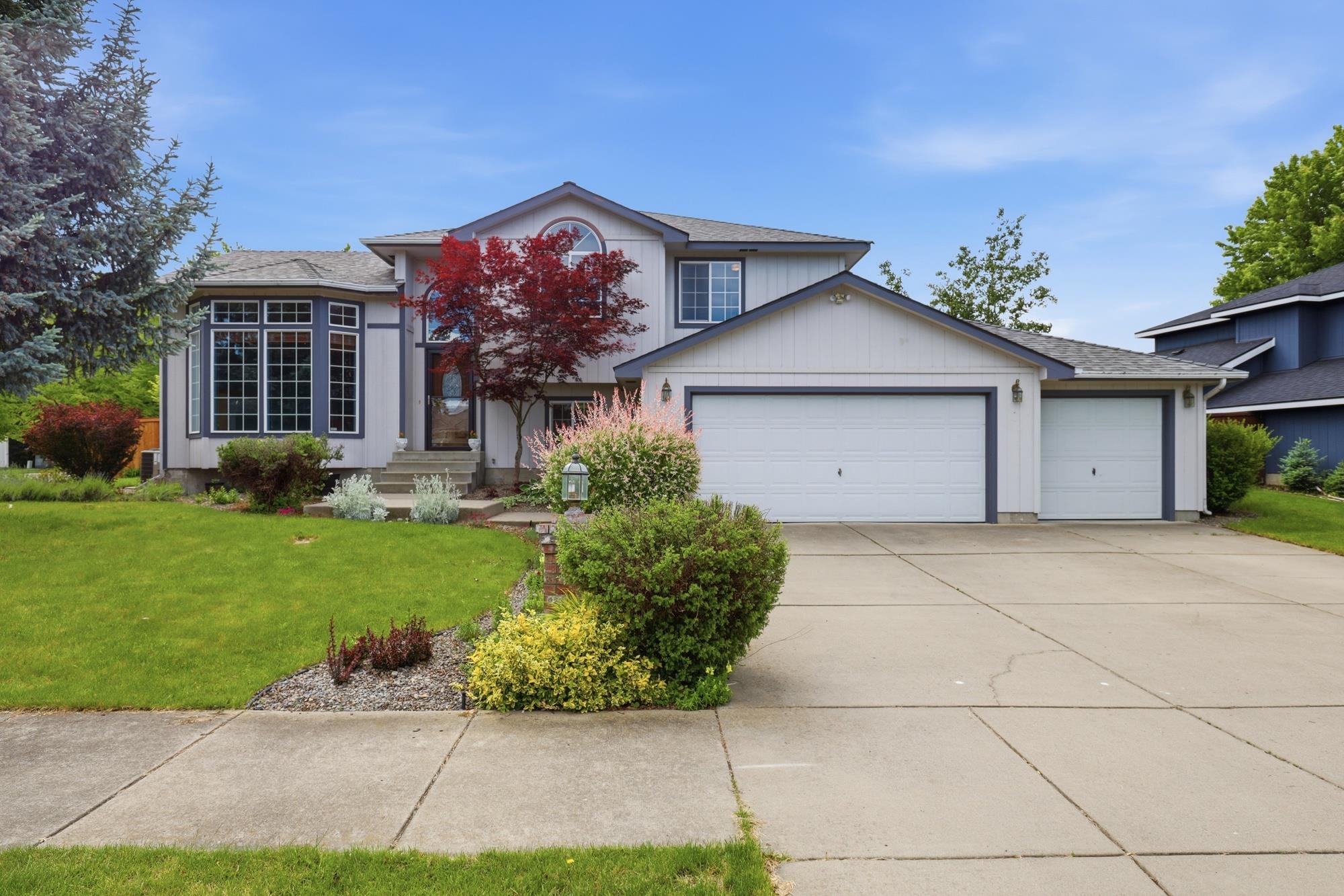 23918 E Maxwell Dr - Photo 1