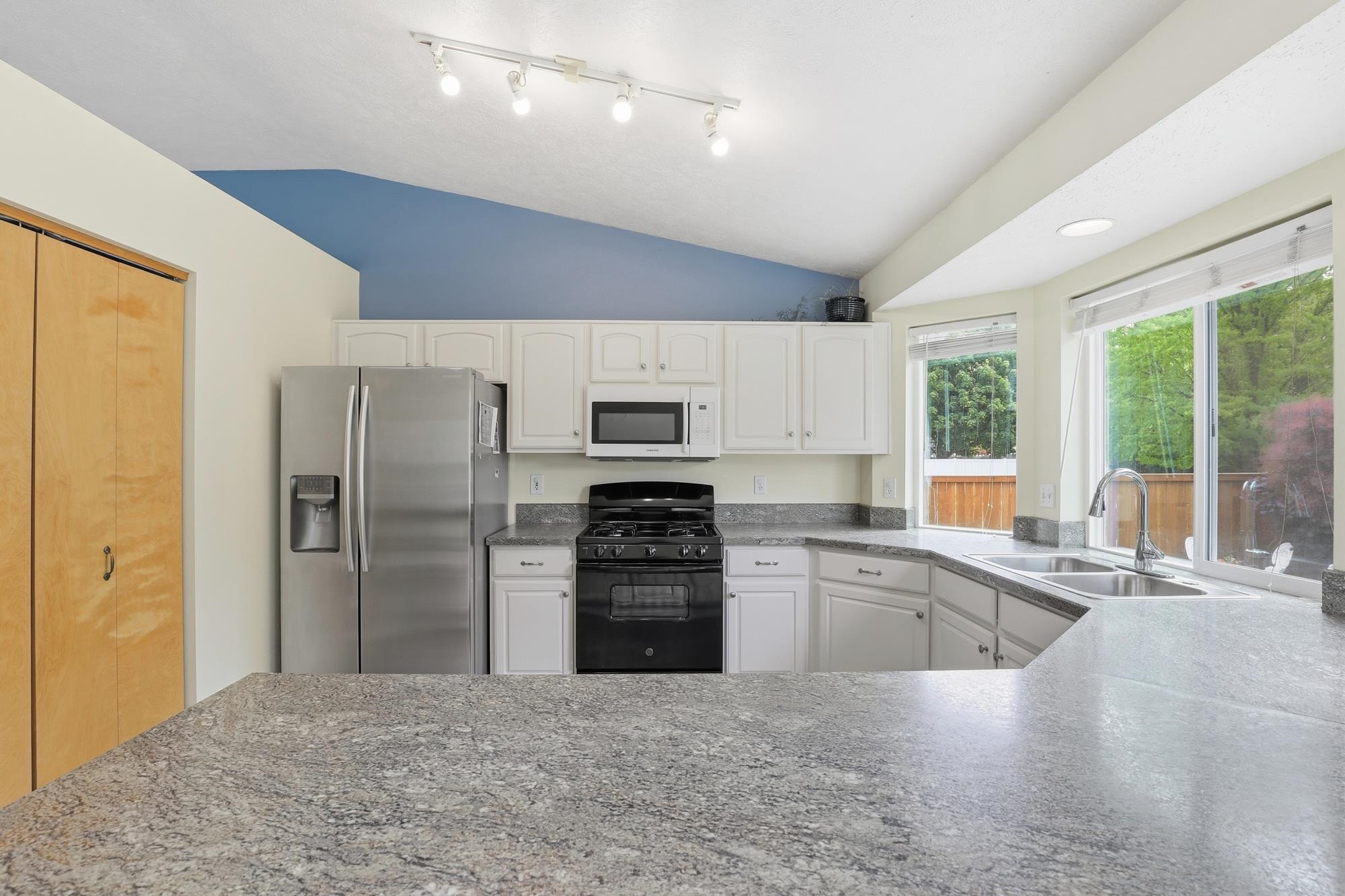 23918 E Maxwell Dr - Photo 14