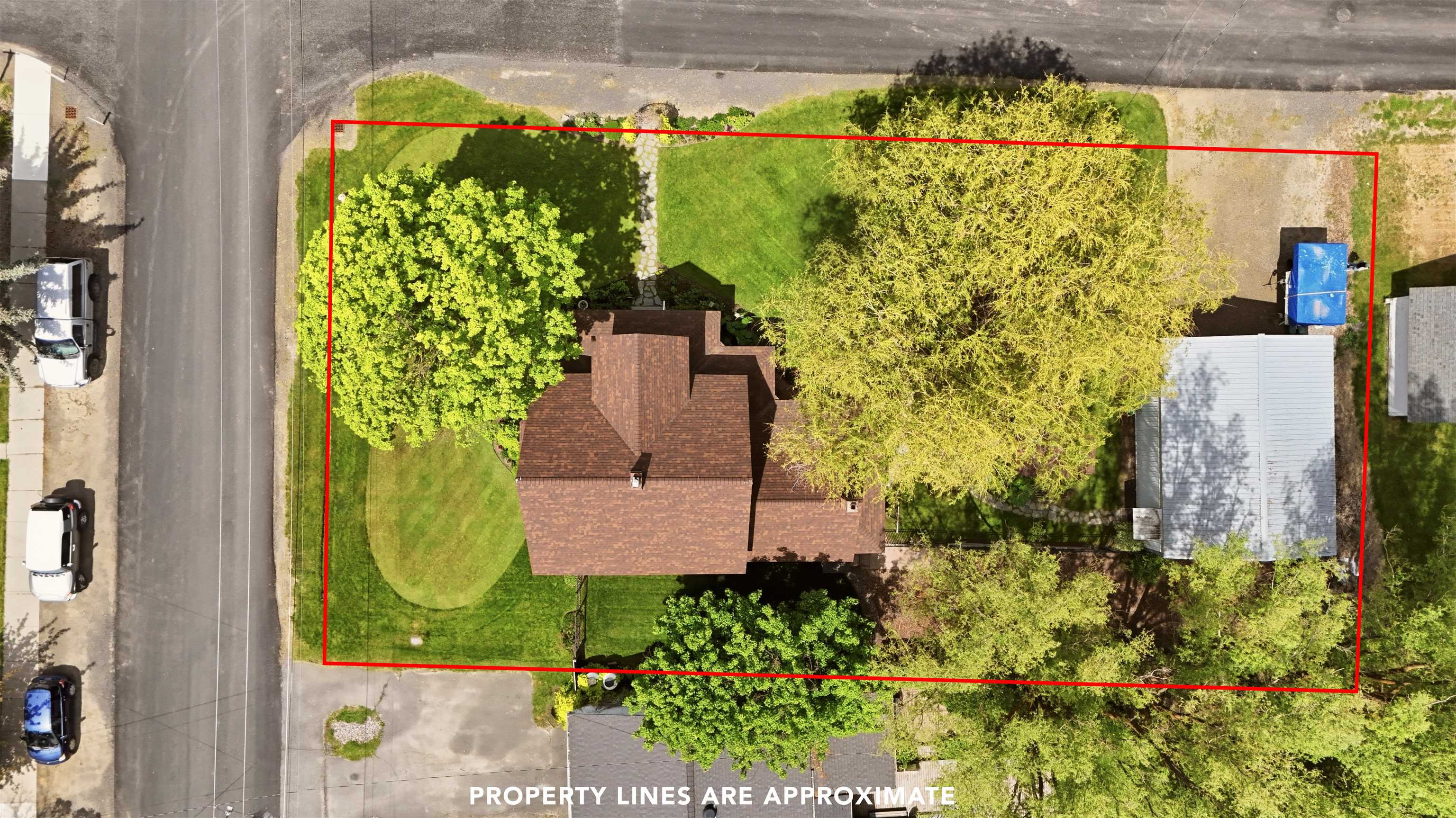 233 W Pacific St - Photo 21