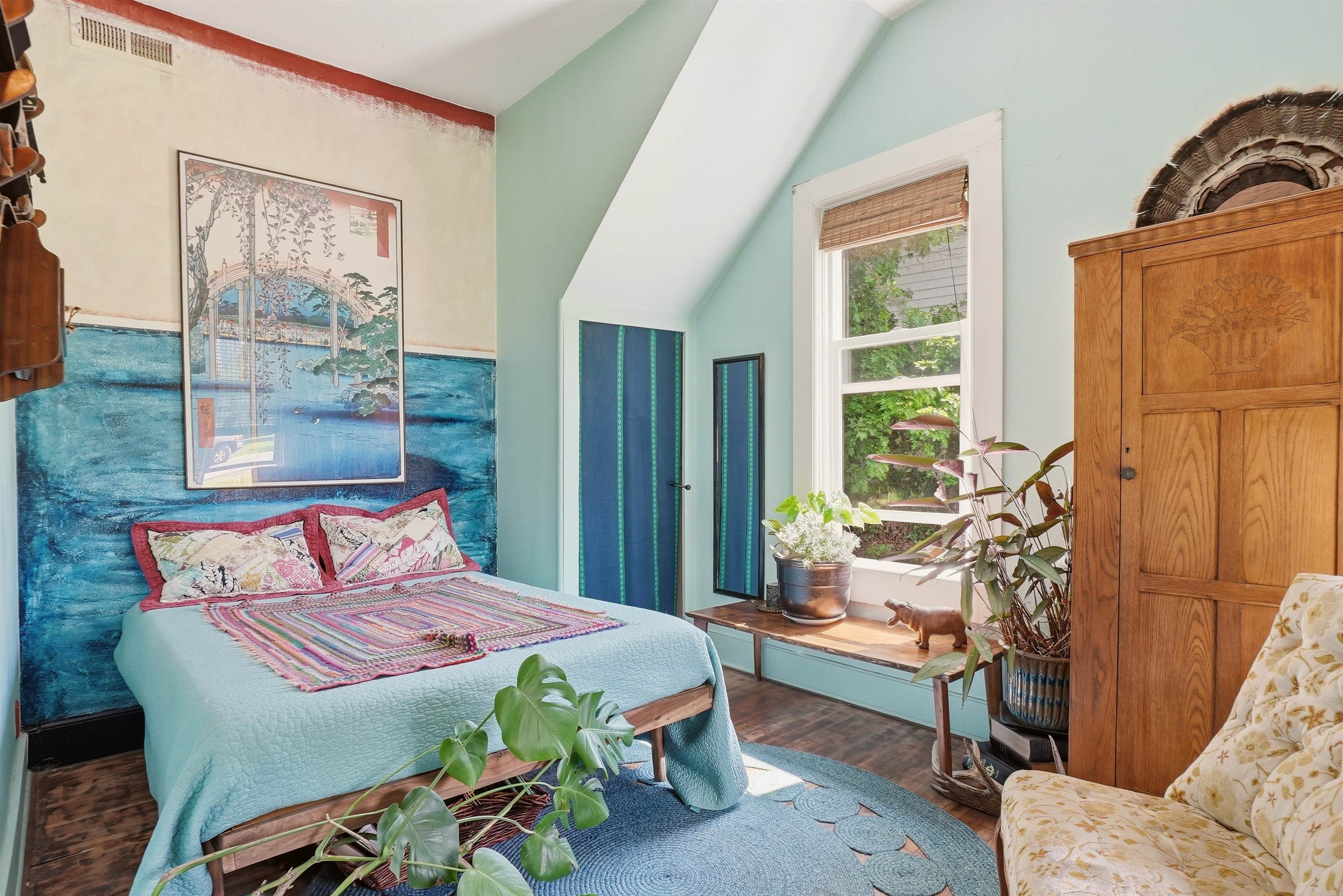 233 W Pacific St - Photo 9