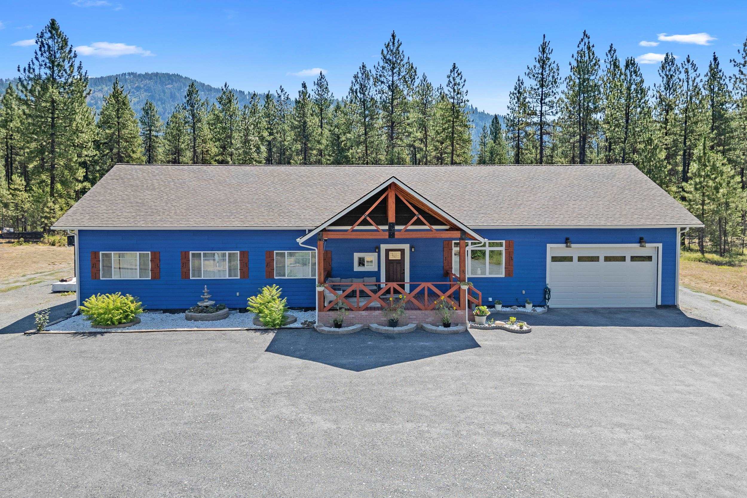 1196 Sunrise Way - Photo 1