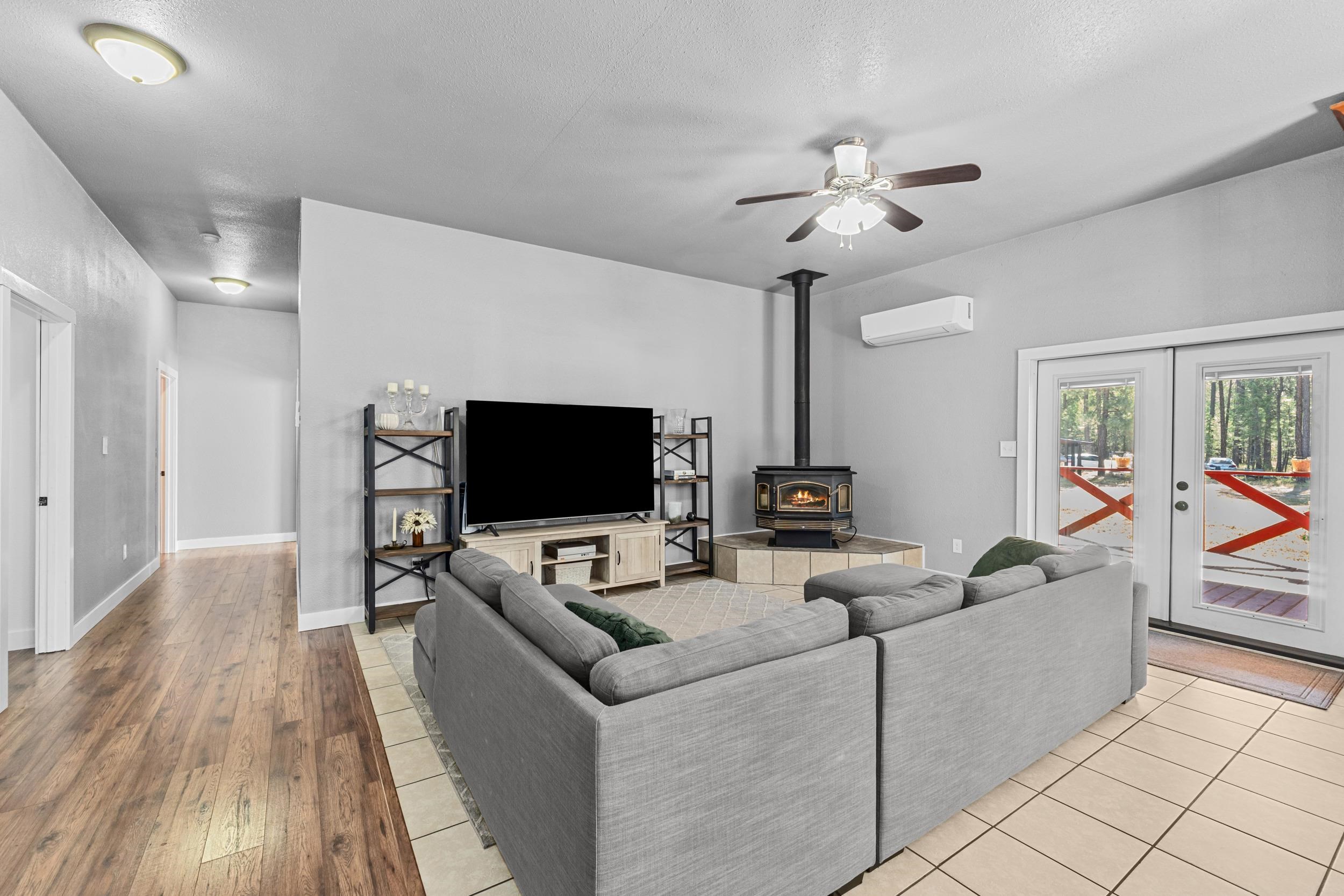 1196 Sunrise Way - Photo 15