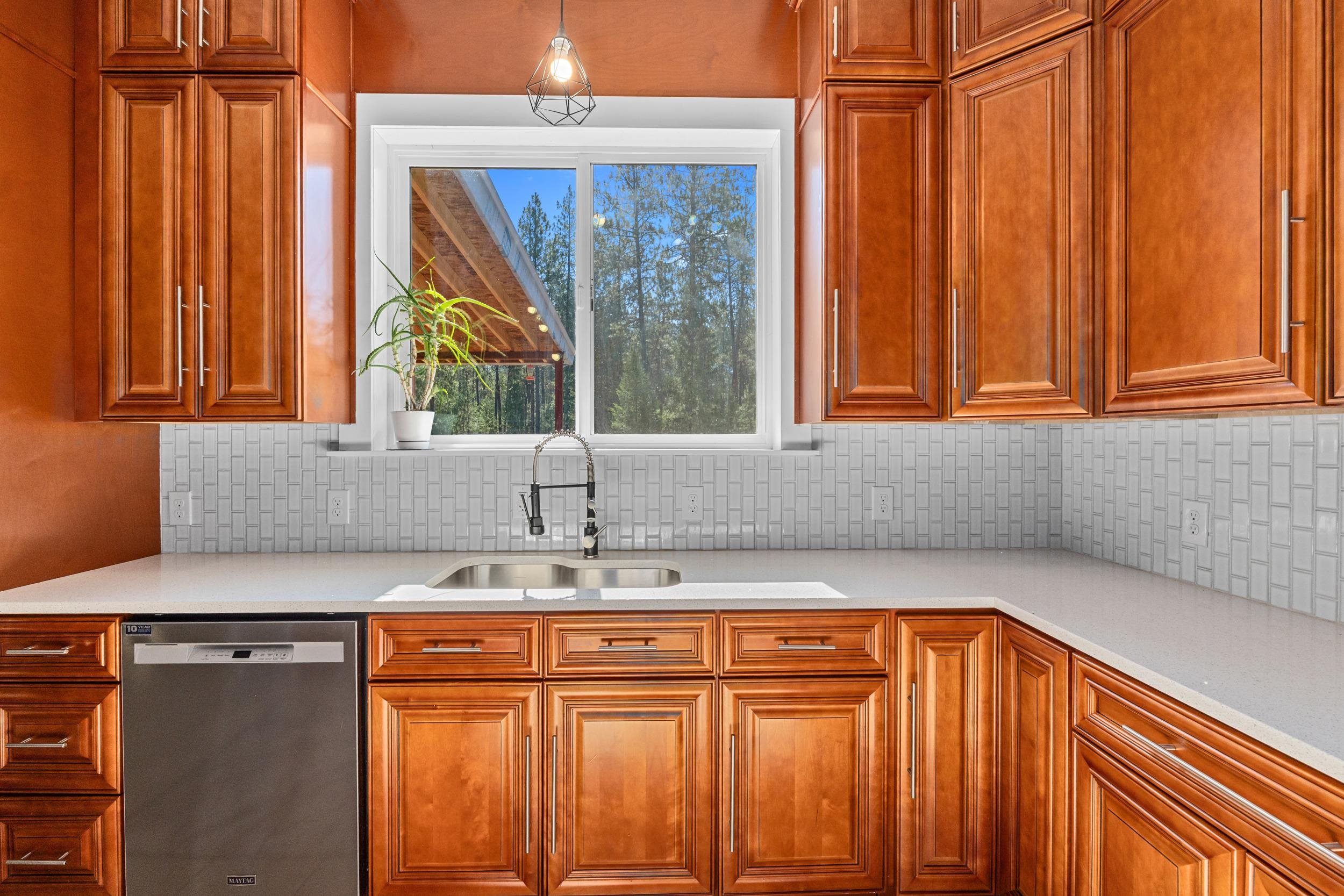 1196 Sunrise Way - Photo 18