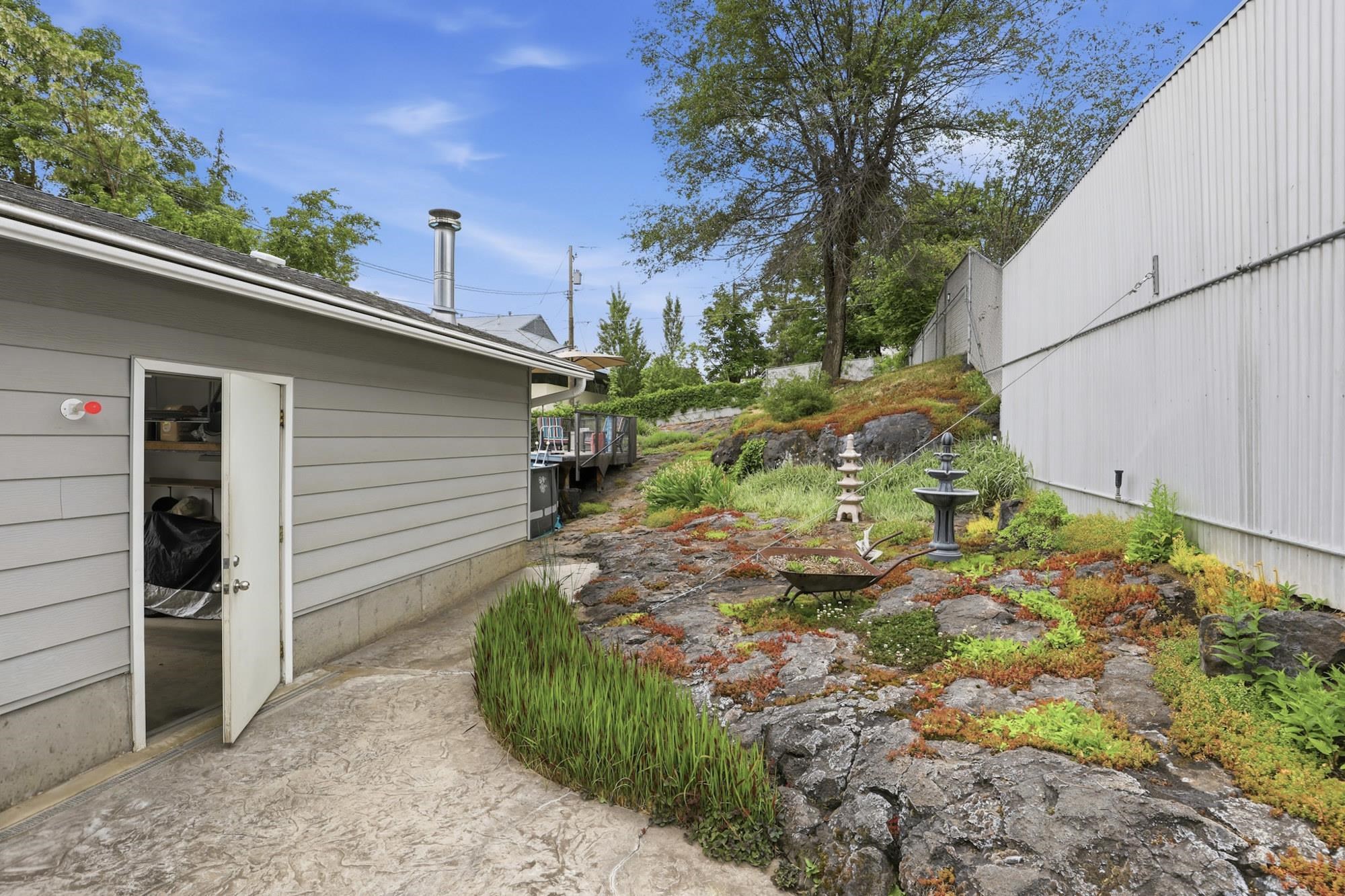 303 E 16th Ave - Photo 27