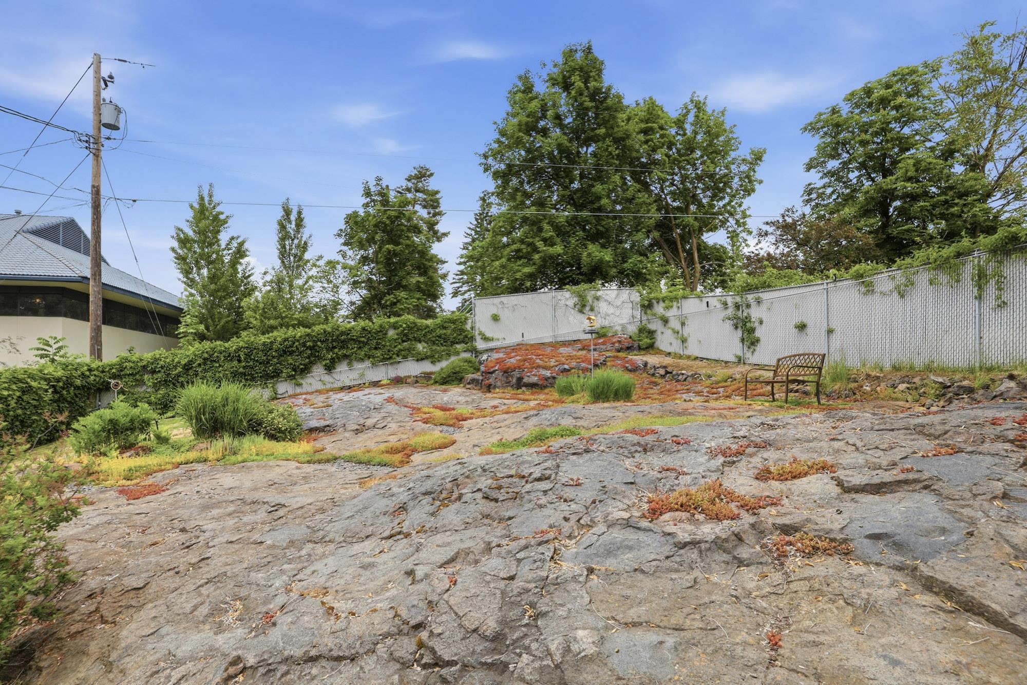 303 E 16th Ave - Photo 29
