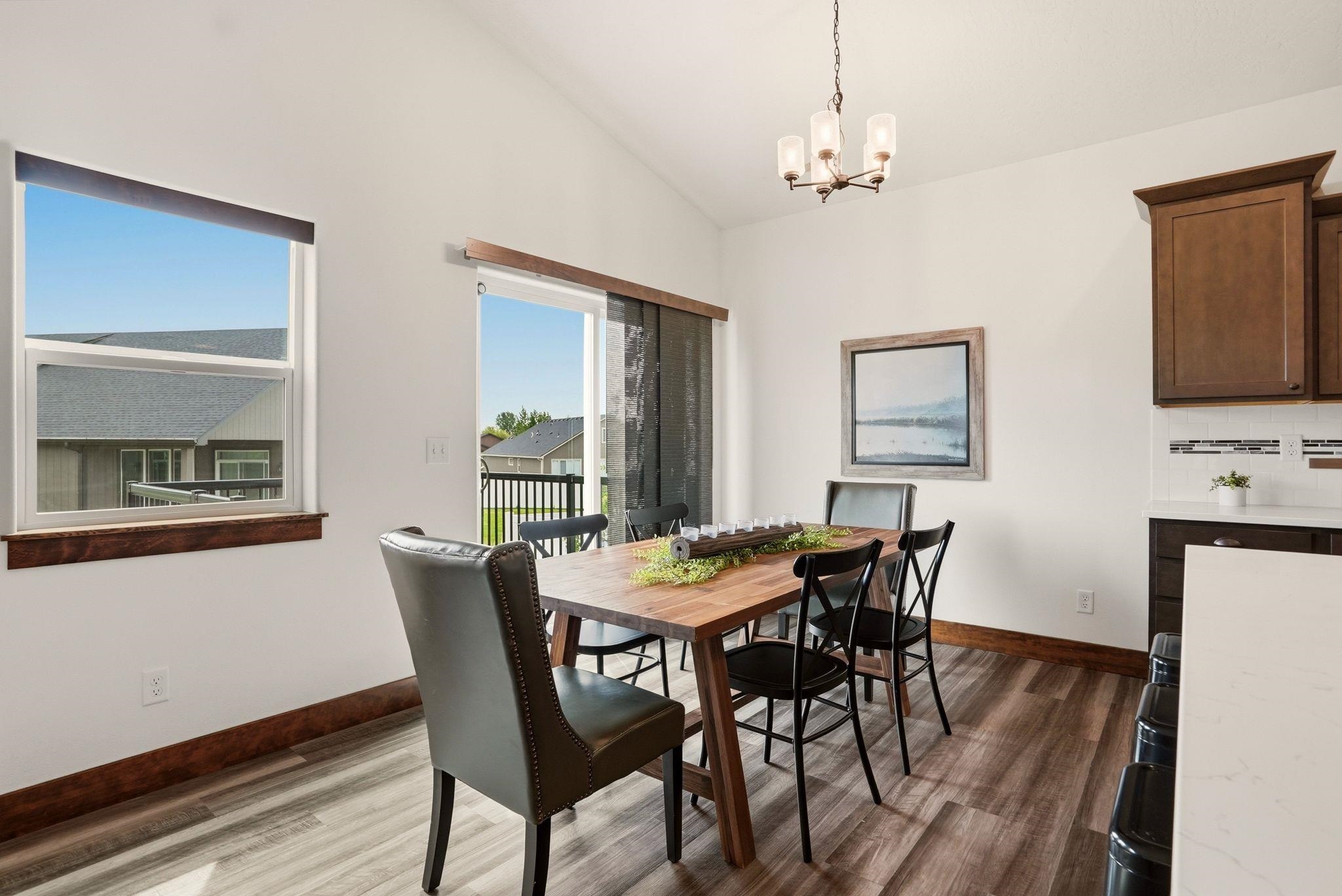 8470 N Oak St - Photo 8