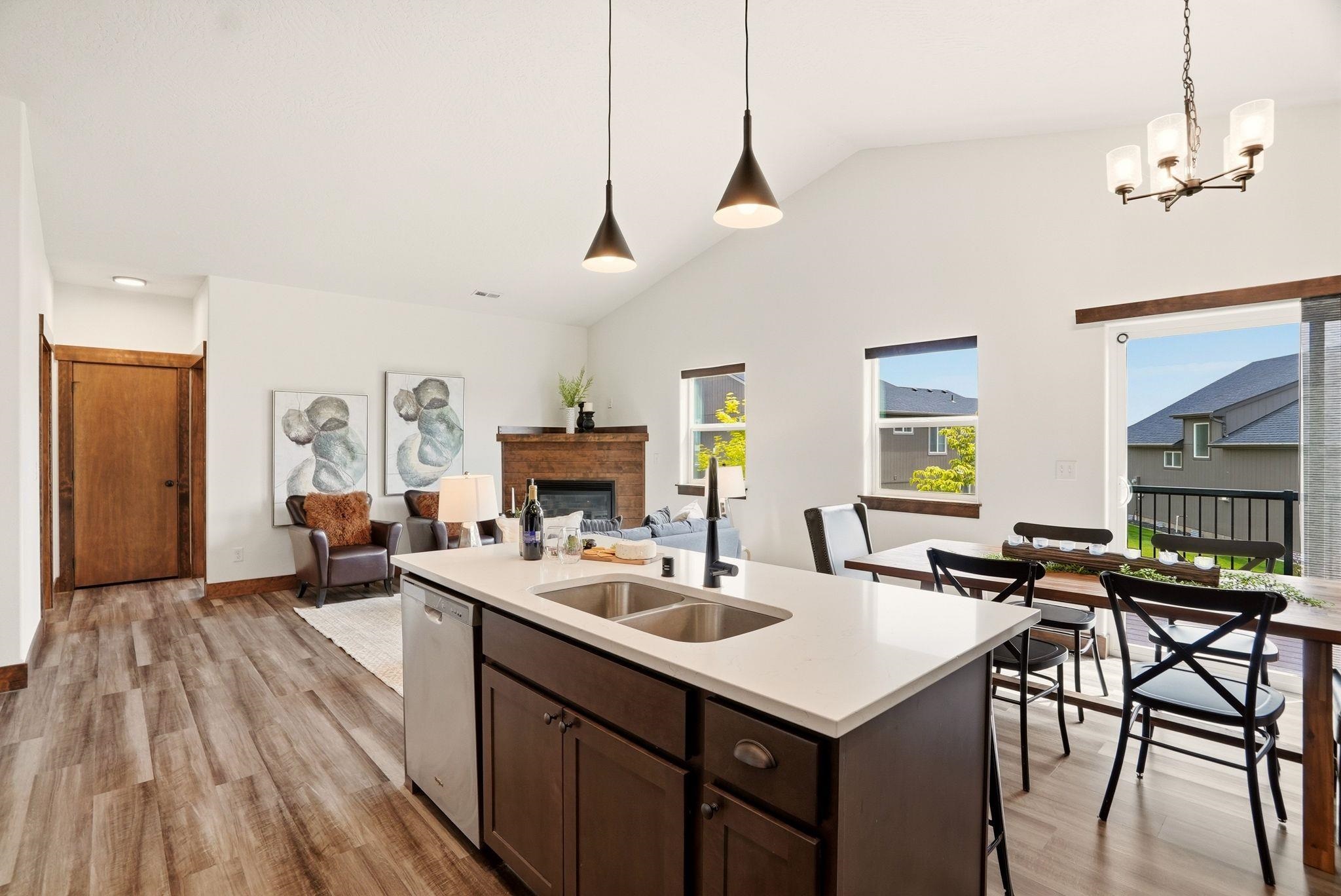 8470 N Oak St - Photo 9