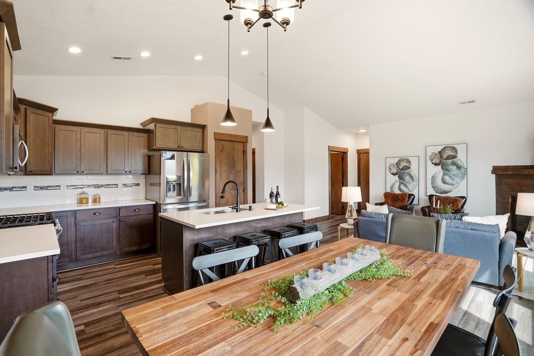 8470 N Oak St - Photo 11