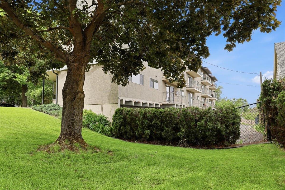 1418 W 6TH Ave - Photo 23