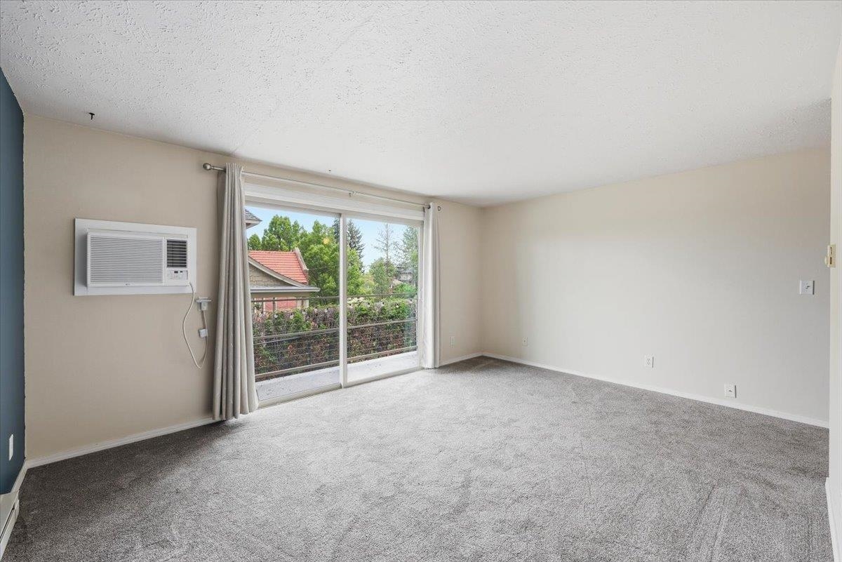 1418 W 6TH Ave - Photo 3