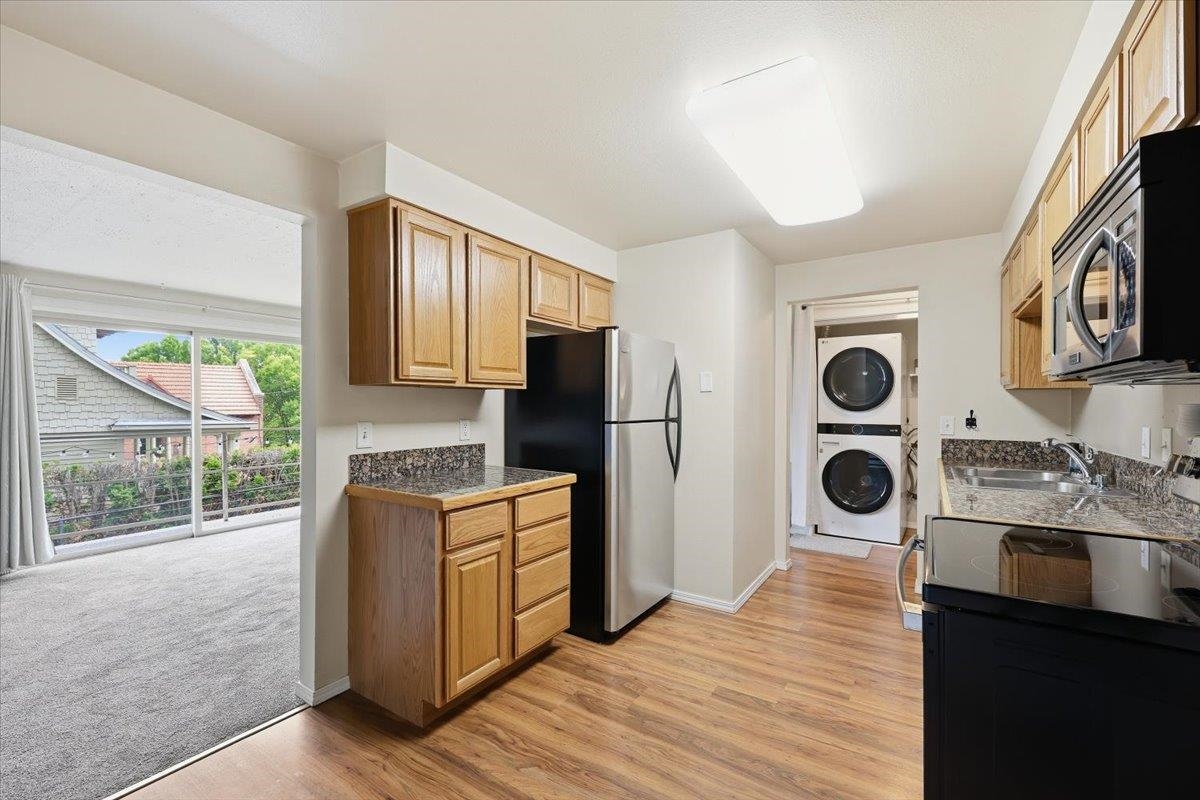 1418 W 6TH Ave - Photo 10
