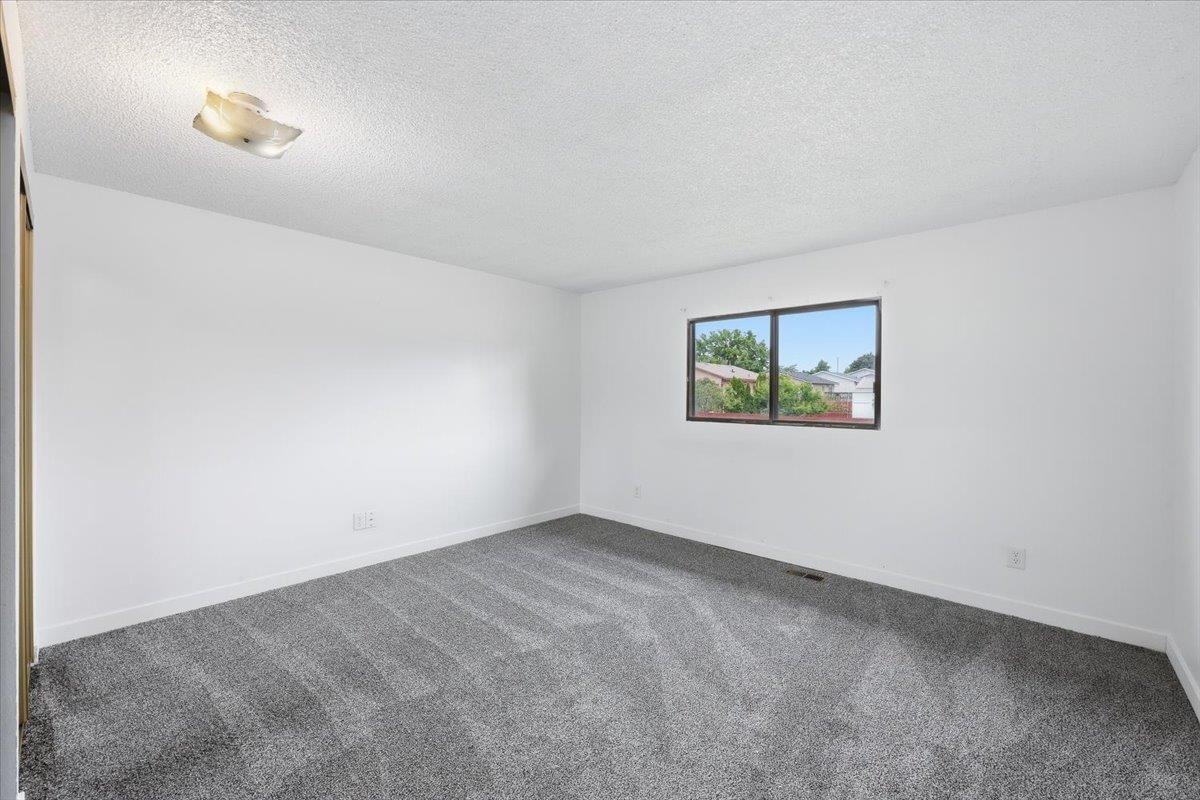 3314 E Courtland Ave - Photo 16