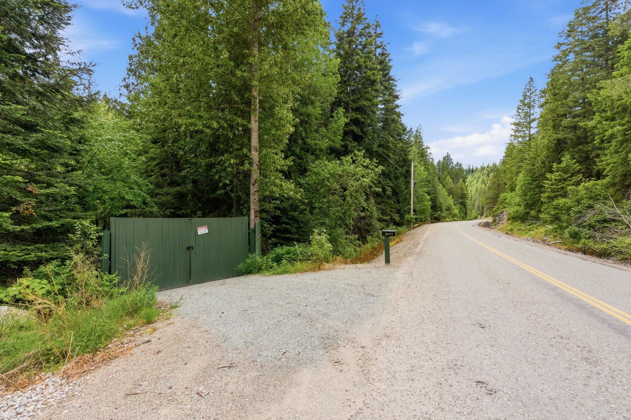 8657 Spring Valley Rd - Photo 30