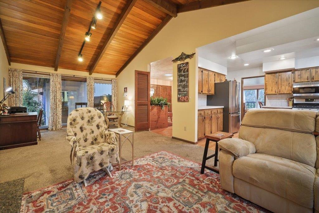 10808 E 47th Ave - Photo 17
