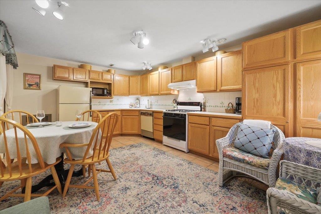 10808 E 47th Ave - Photo 24