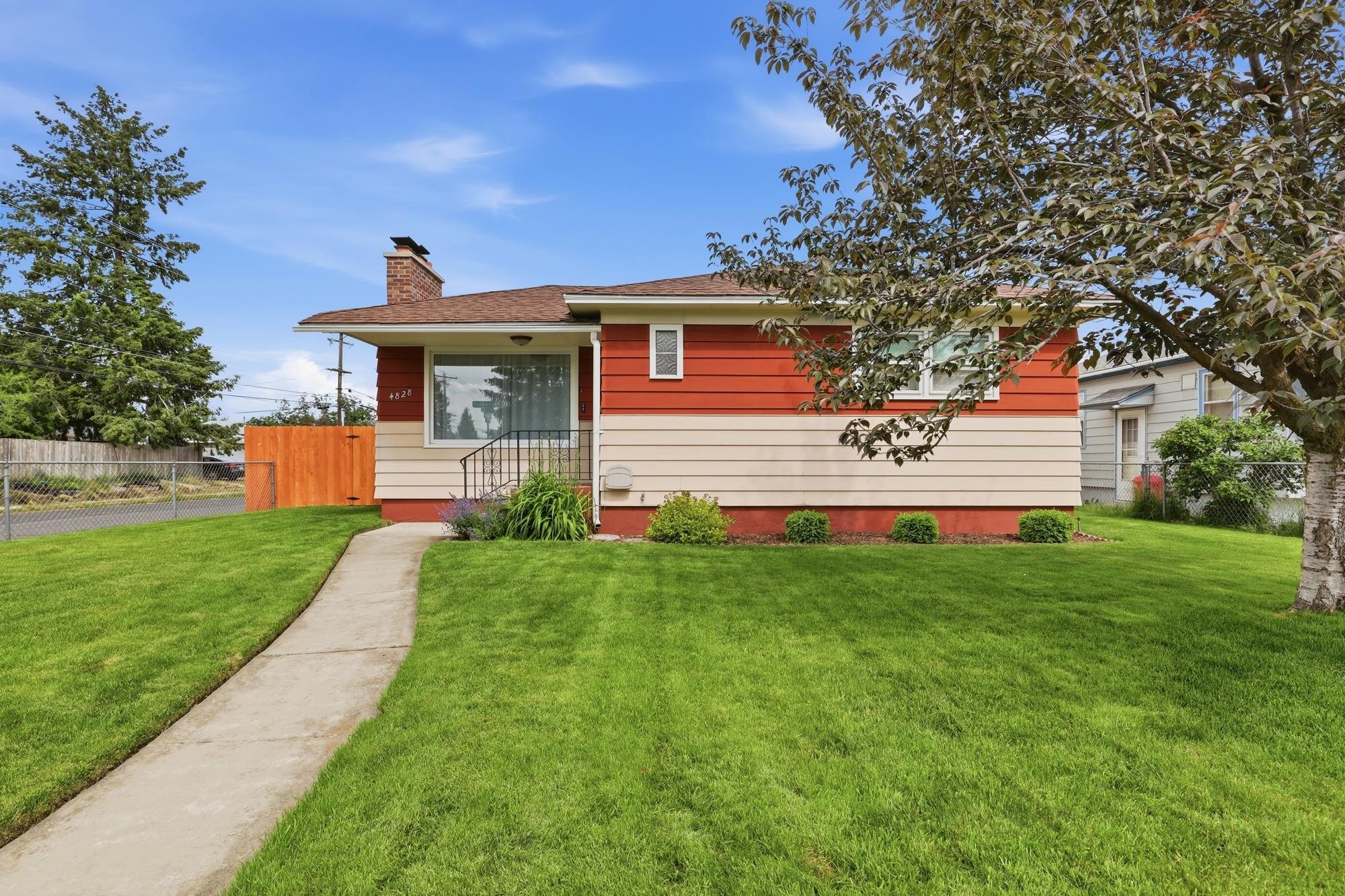 4828 N Washington St - Photo 2