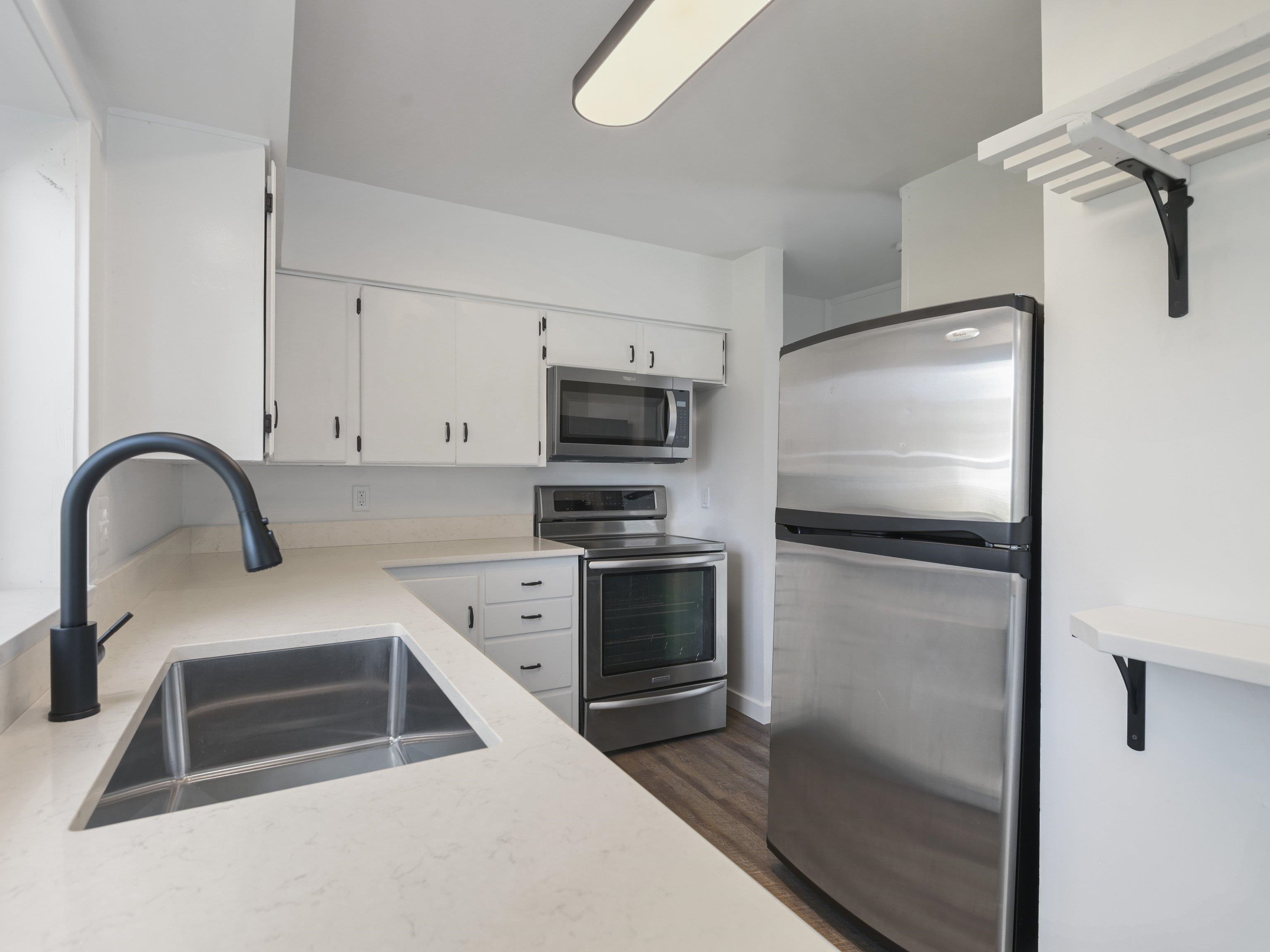 1647 E Gordon Ave - Photo 8