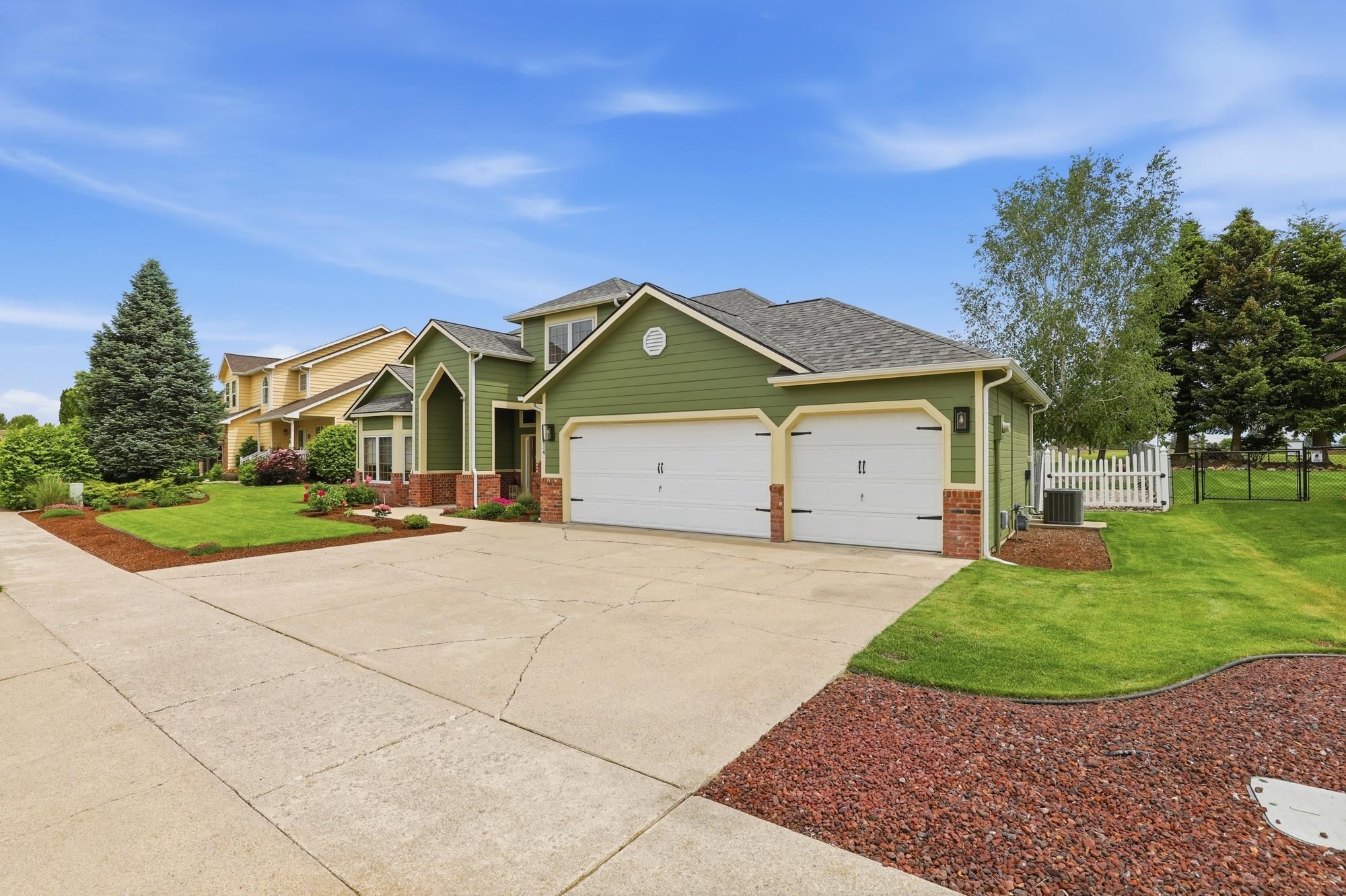 814 N High Desert Dr - Photo 44