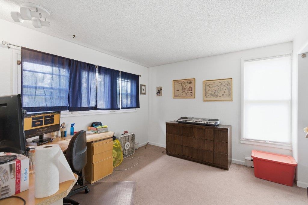 9711 E MISSION Ave - Photo 3