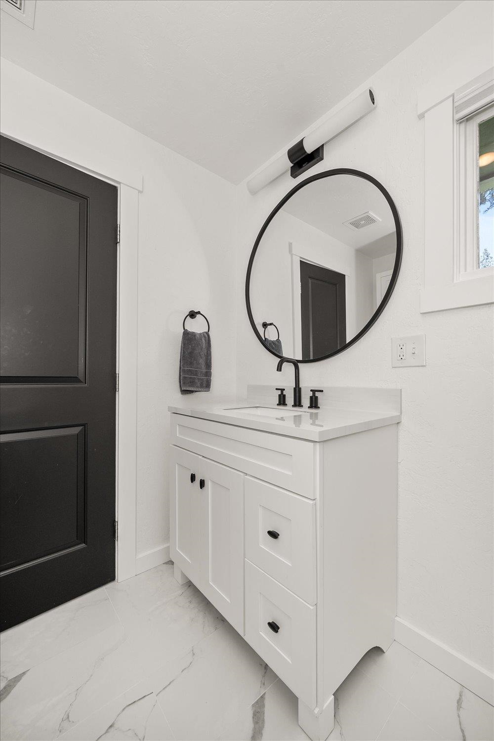 13619 E 27th Ave - Photo 11