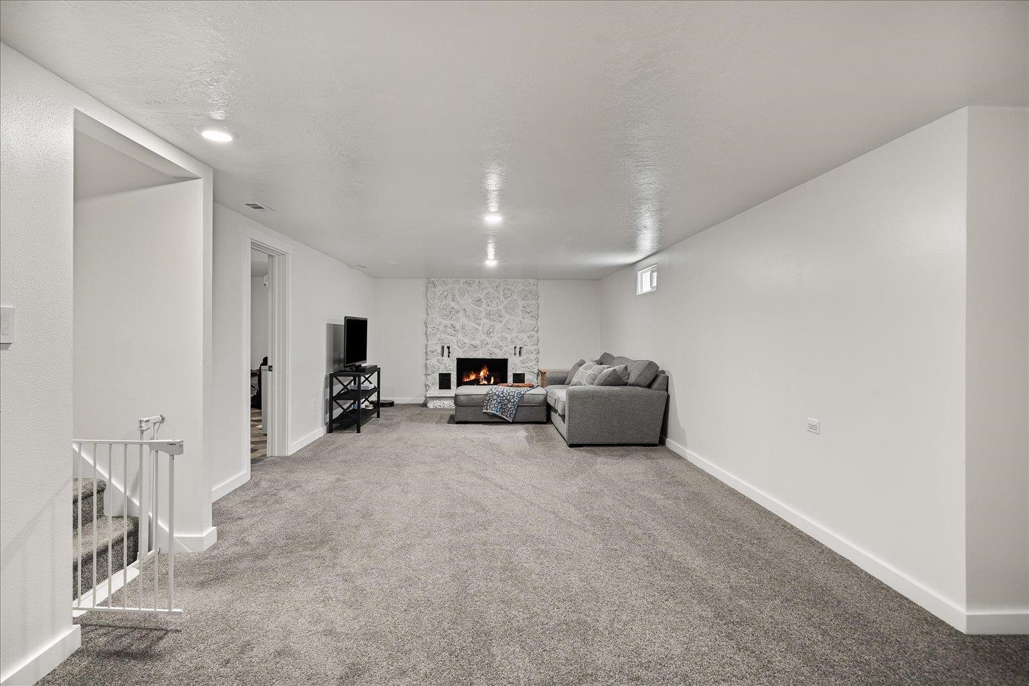 13619 E 27th Ave - Photo 21