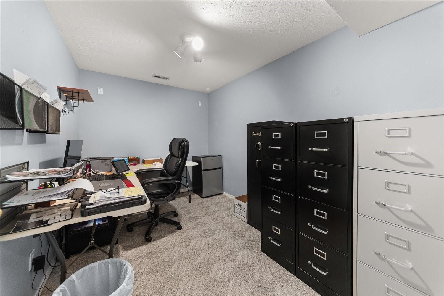 9412 N Oakland Ct - Photo 30