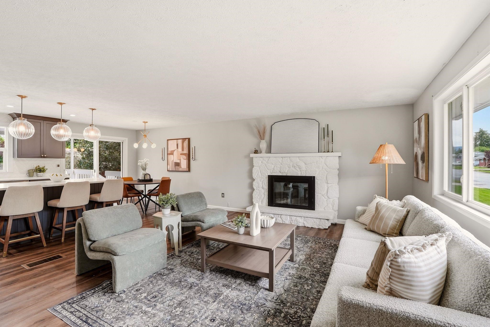 12315 E 27th Ave - Photo 3