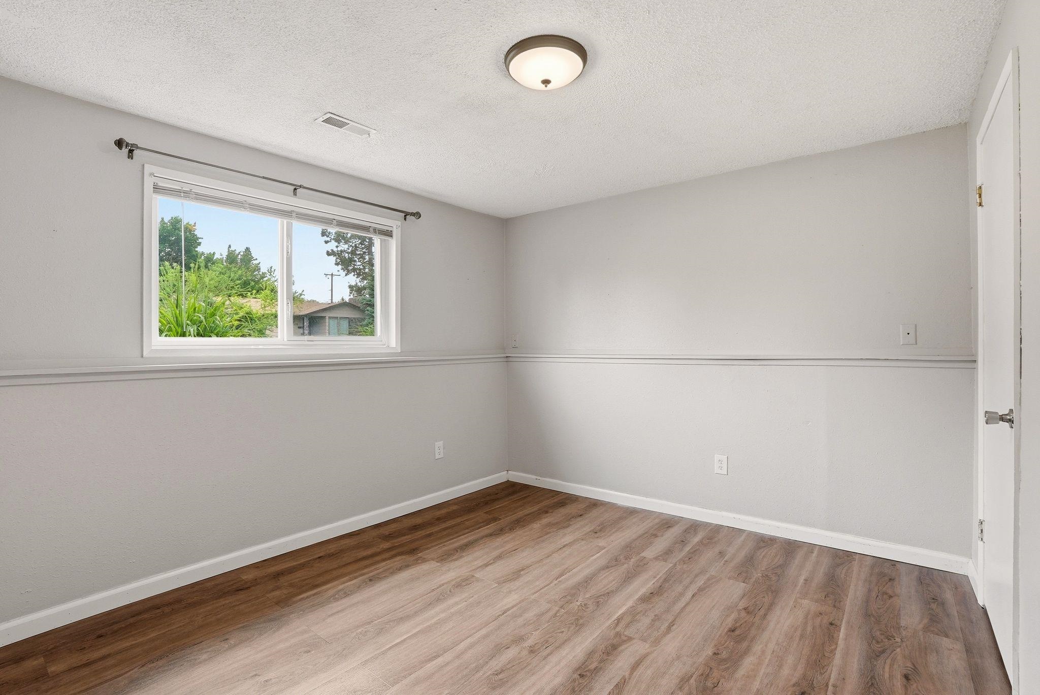 12315 E 27th Ave - Photo 22