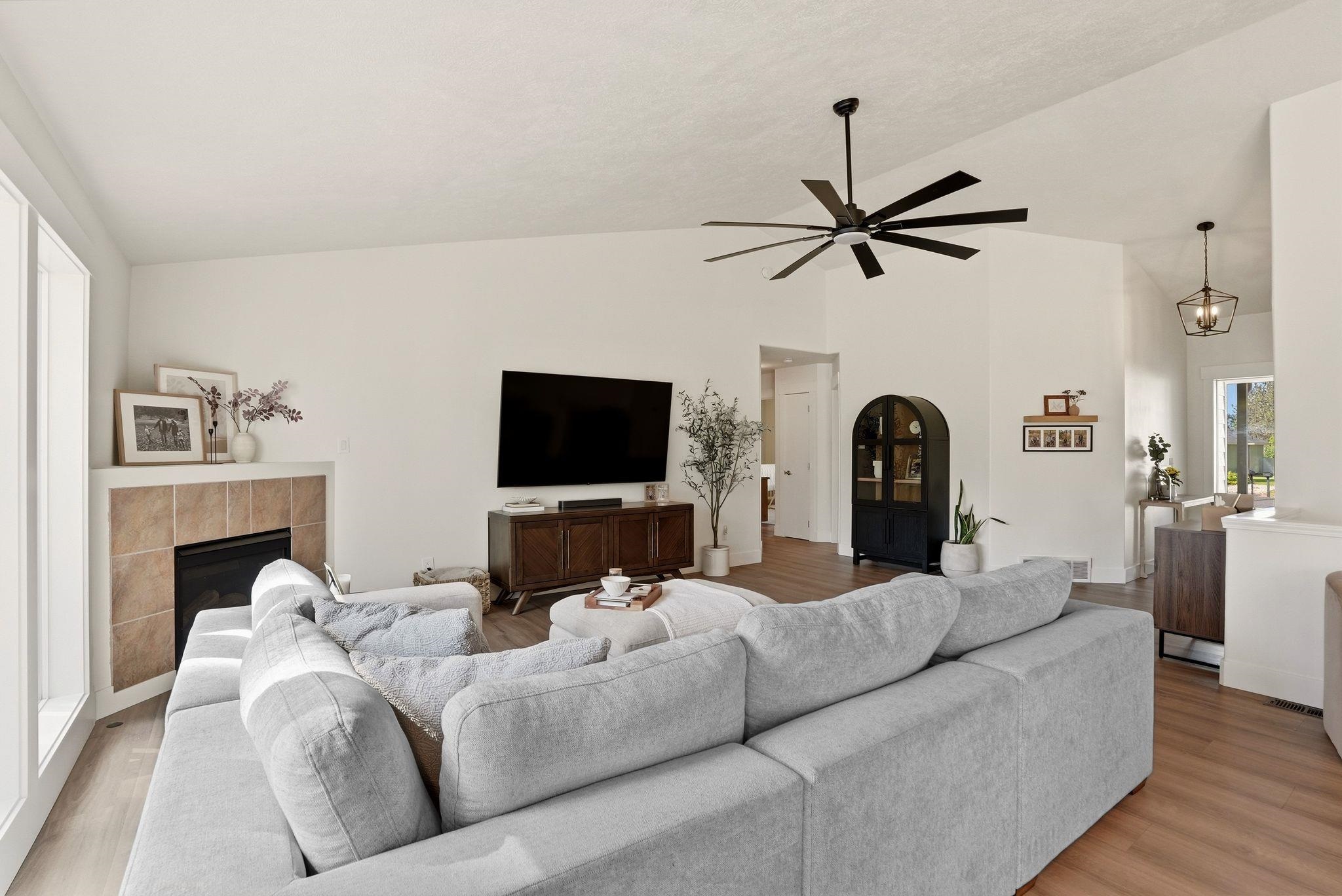 6236 Pearson Dr - Photo 11