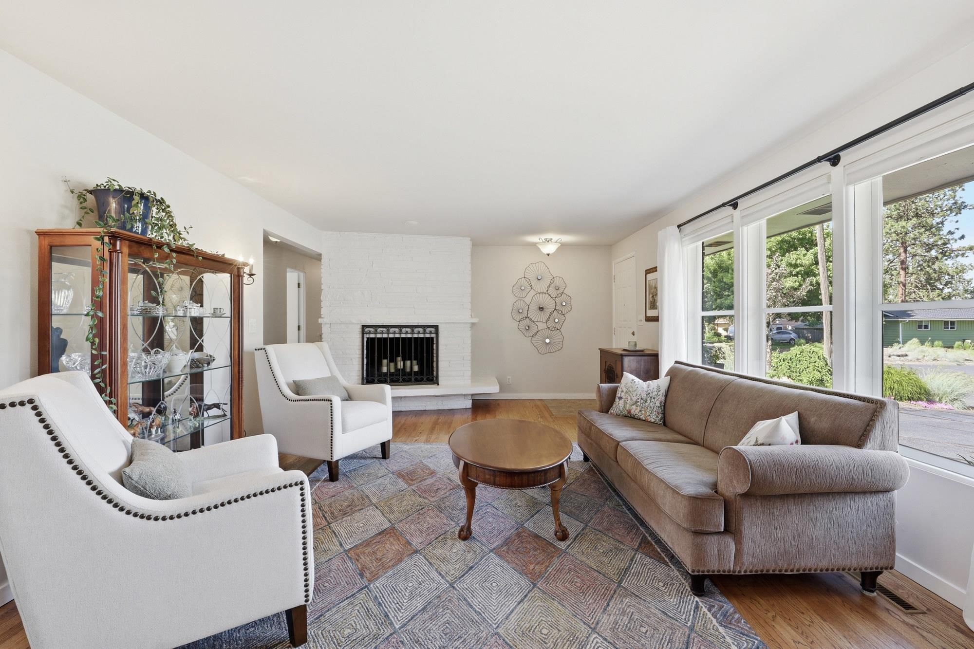 3906 S Lee St - Photo 4