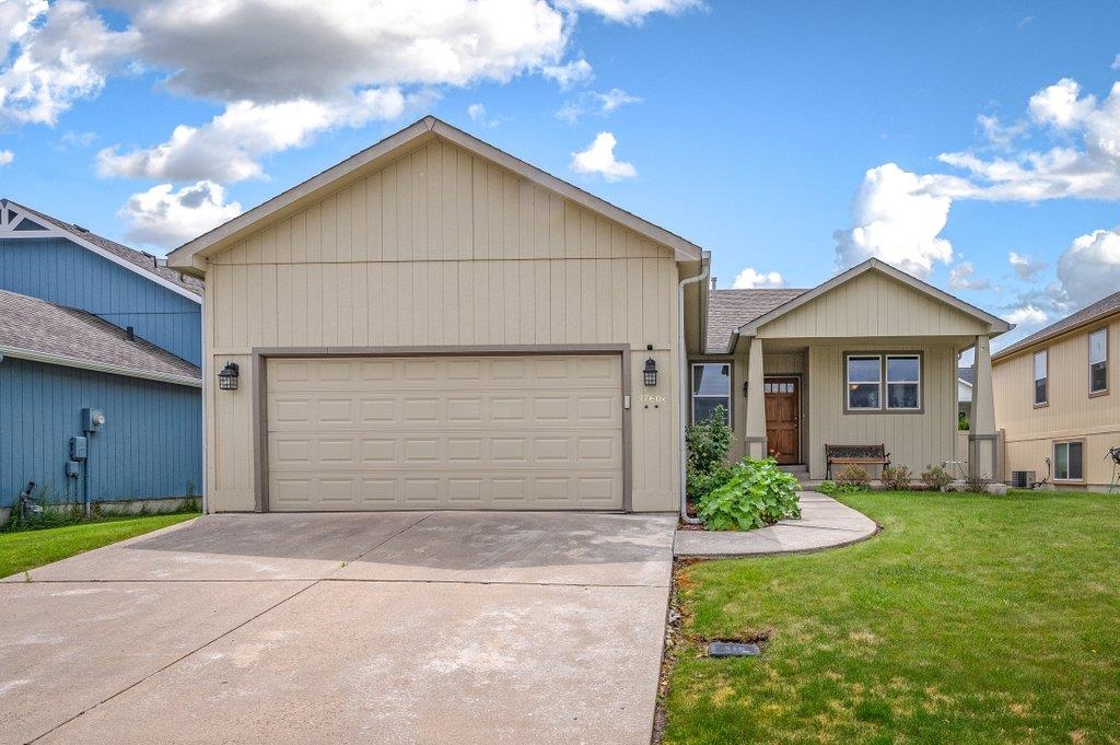 17604 E 3rd Ln - Photo 2