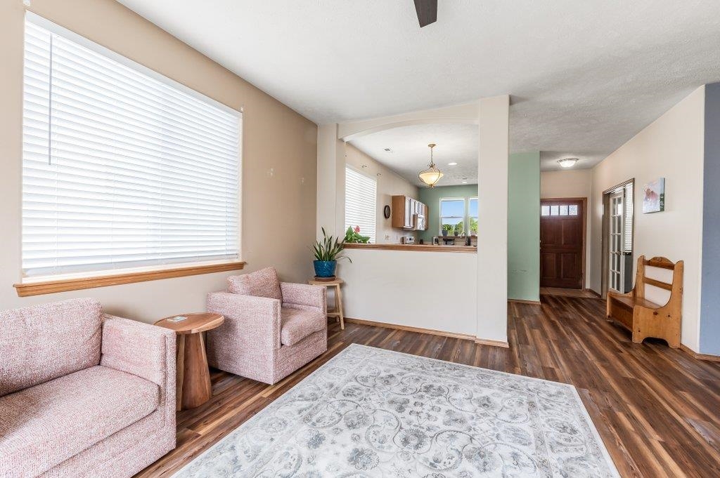 17604 E 3rd Ln - Photo 6