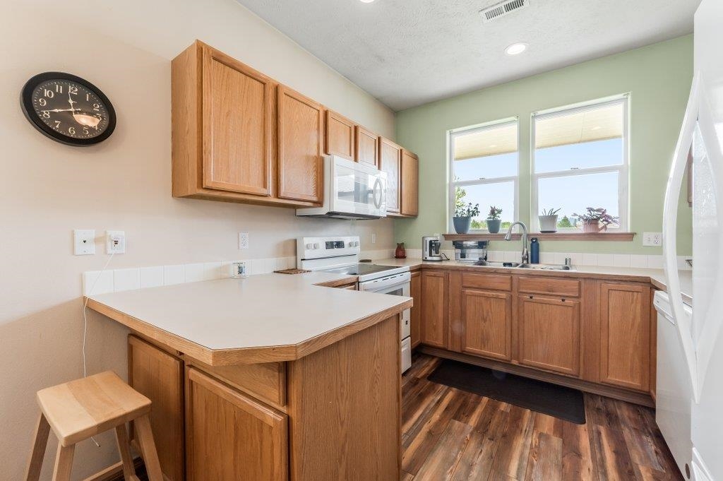17604 E 3rd Ln - Photo 10