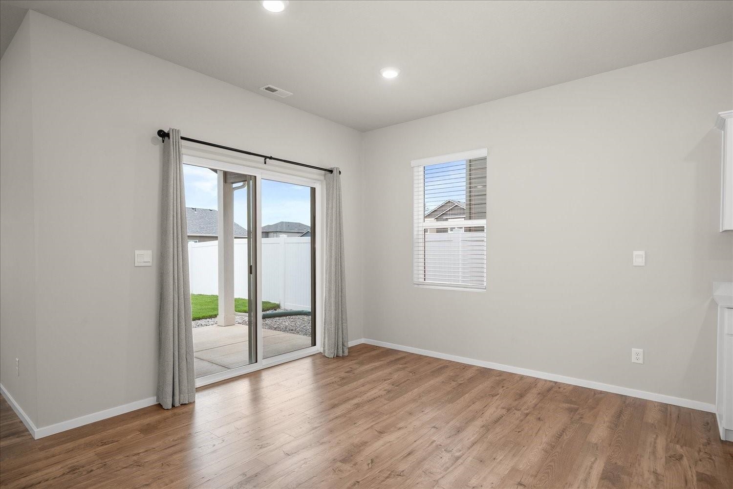 8406 W Red Ave - Photo 15