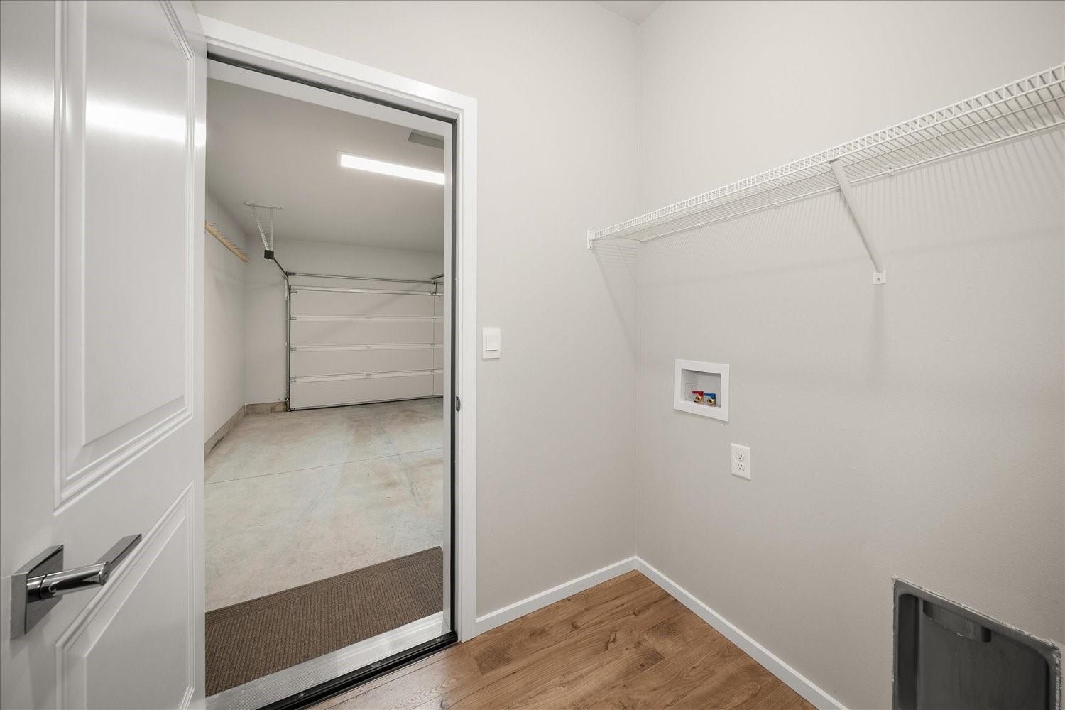 8406 W Red Ave - Photo 37