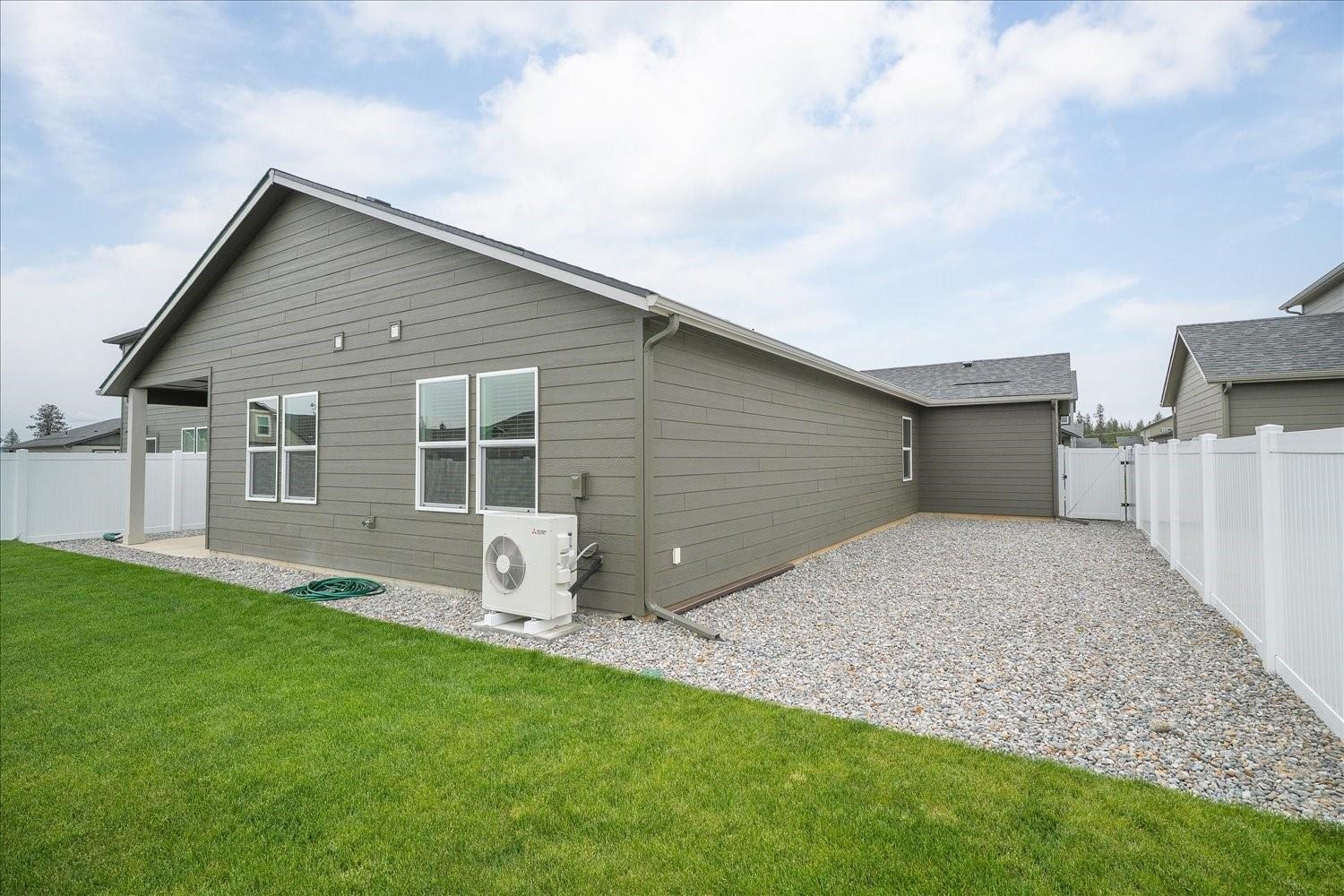 8406 W Red Ave - Photo 40