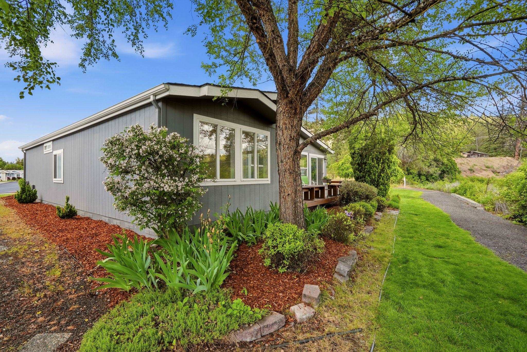 1021 W Sunny Creek Cir - Photo 2