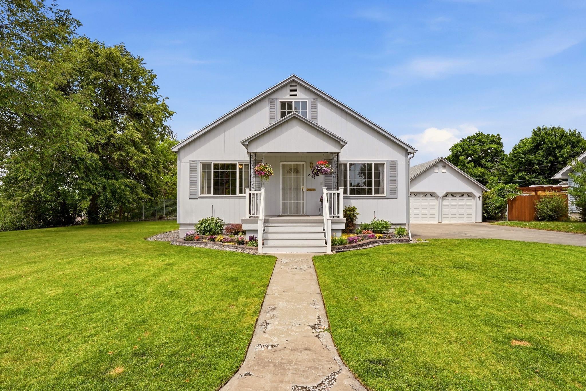 2316 W Jackson Ave - Photo 2