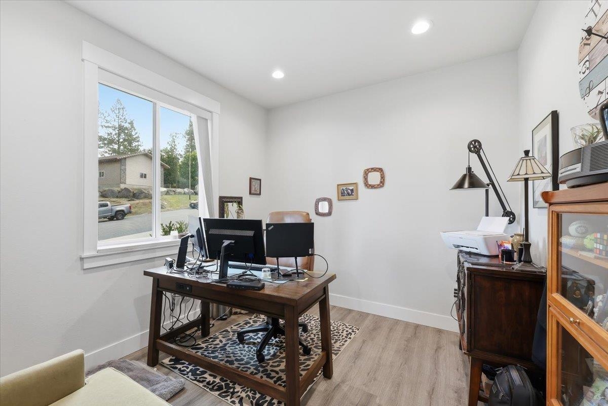 1410 S Dyer Rd - Photo 4