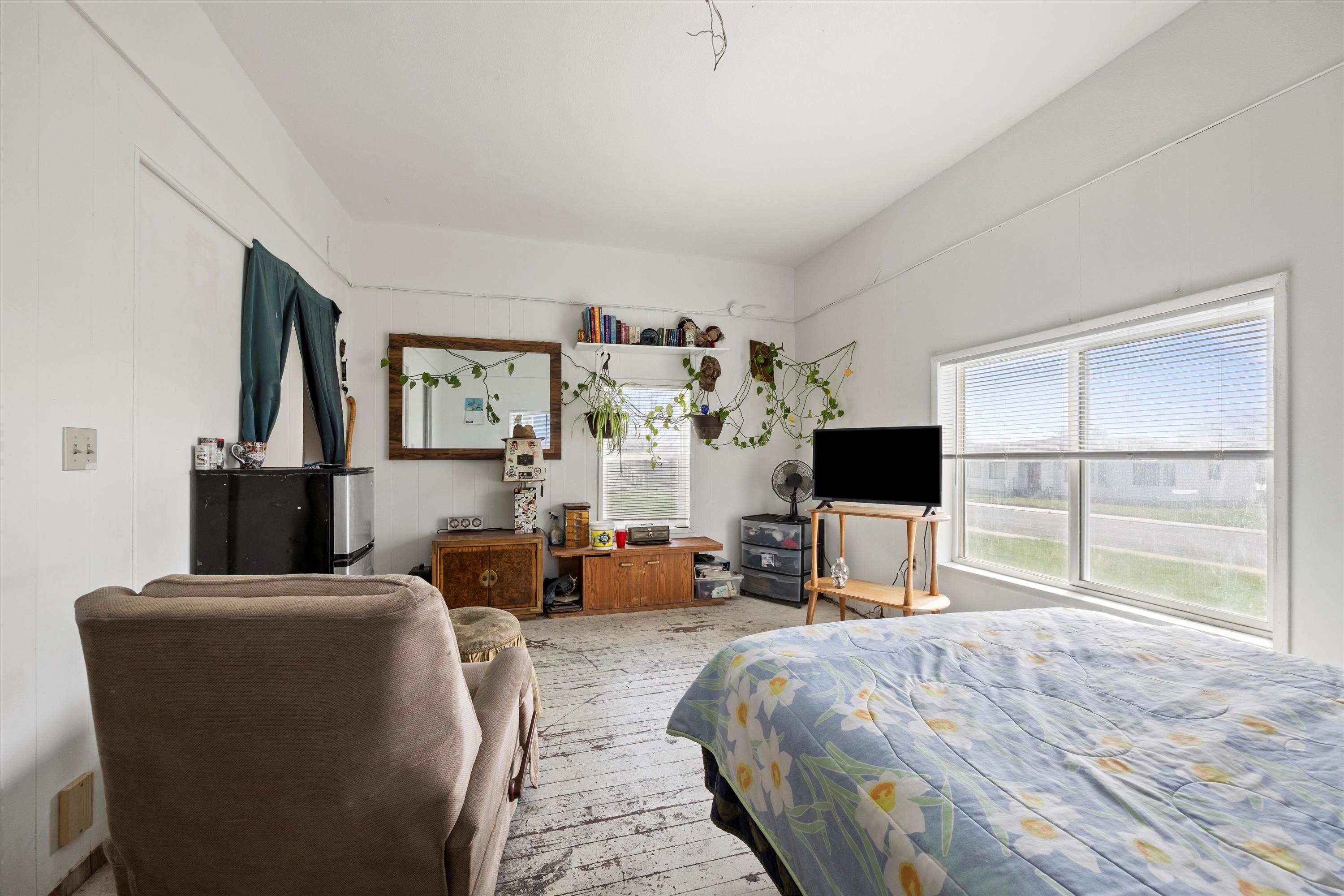 506 N I St - Photo 14