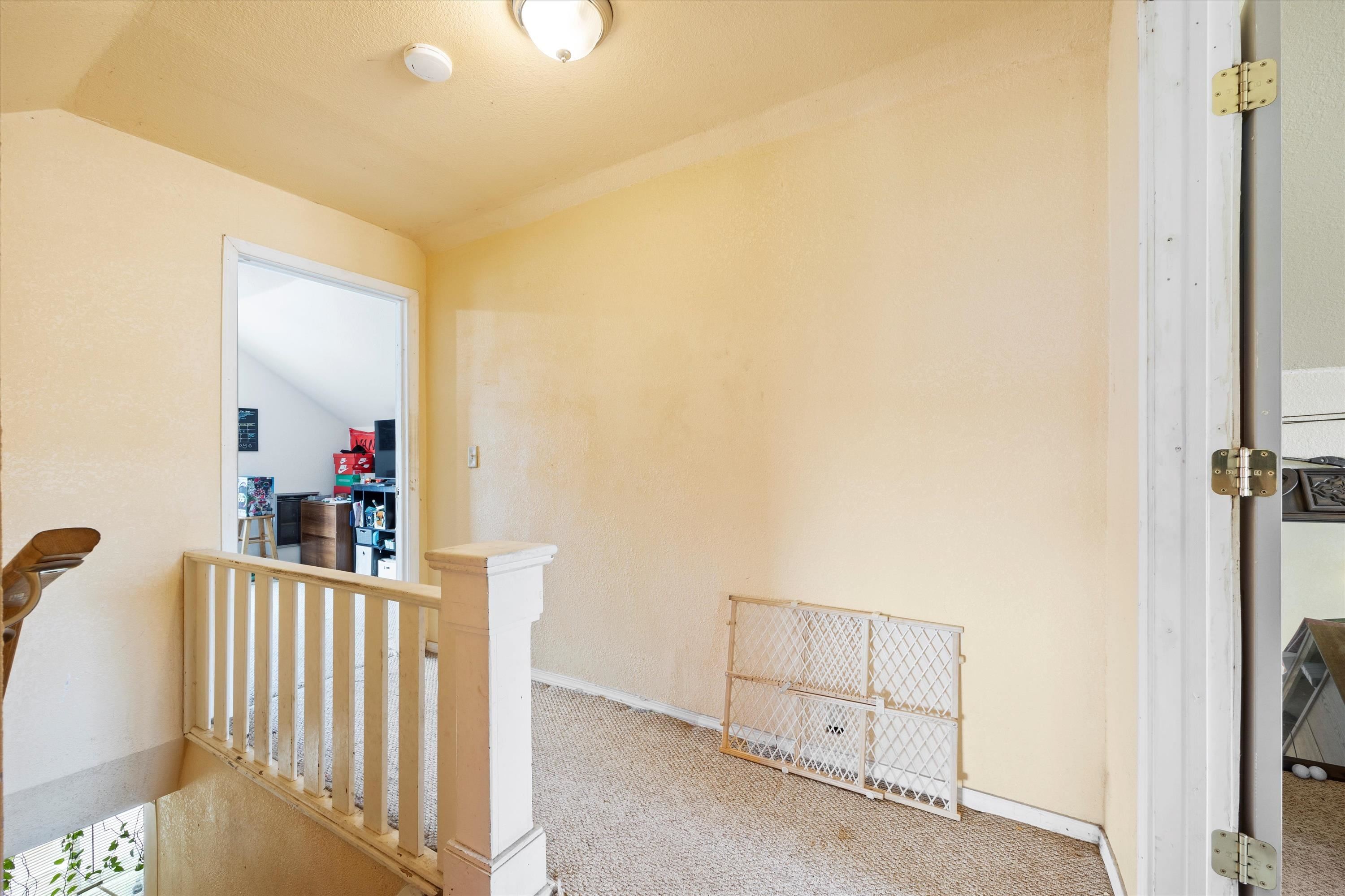 506 N I St - Photo 18