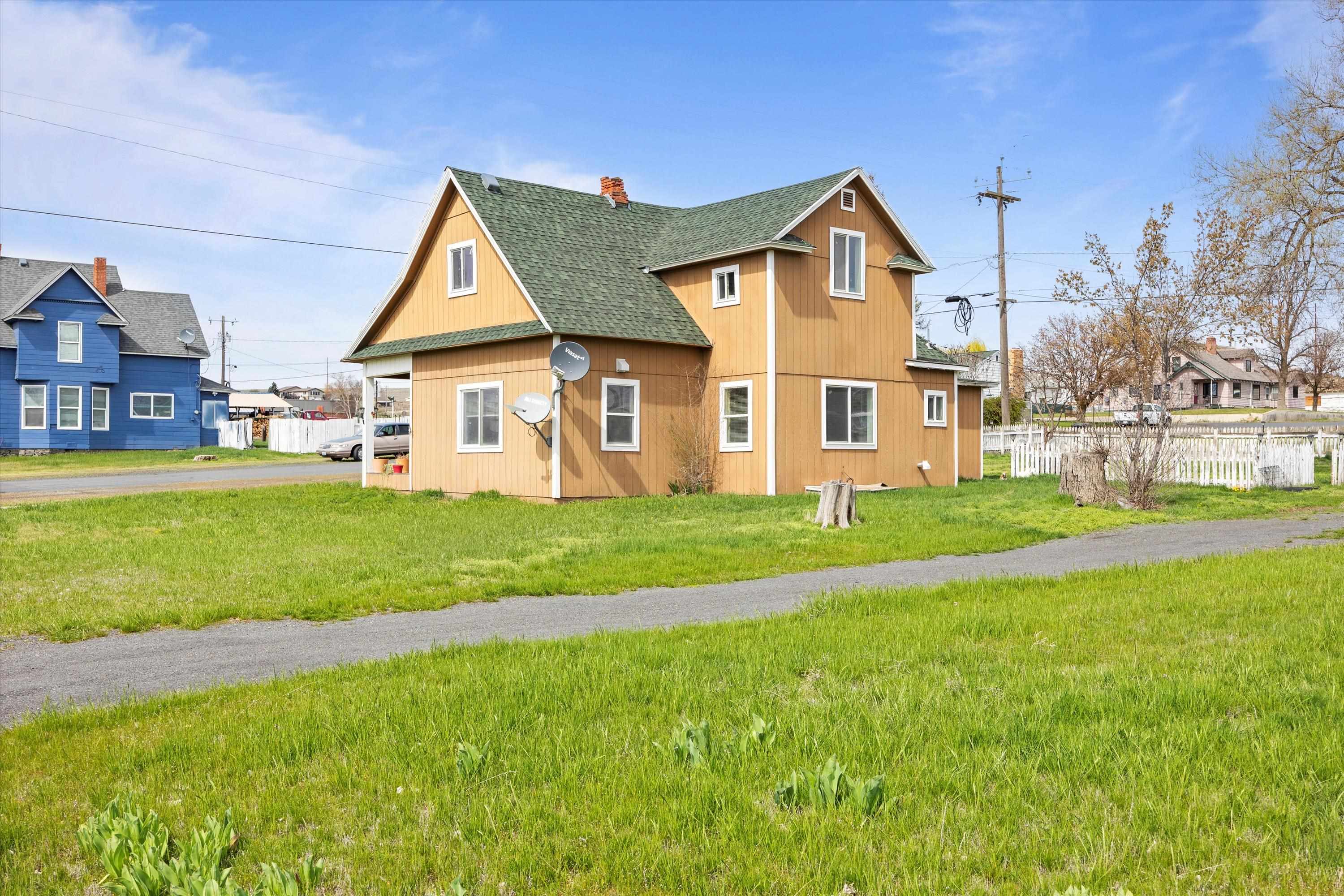 506 N I St - Photo 27