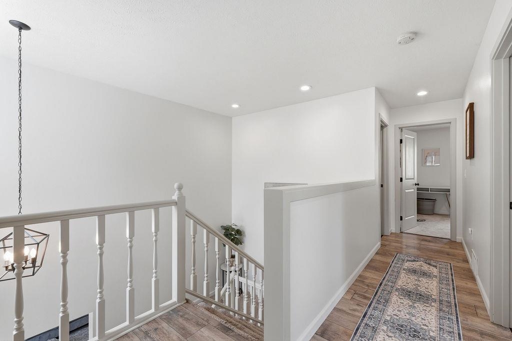 1115 E Chantel Dr - Photo 30